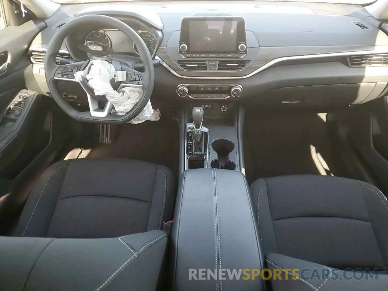8 fotografías del automóvil dañado 1N4BL4DV8SN351716 NISSAN ALTIMA 2025