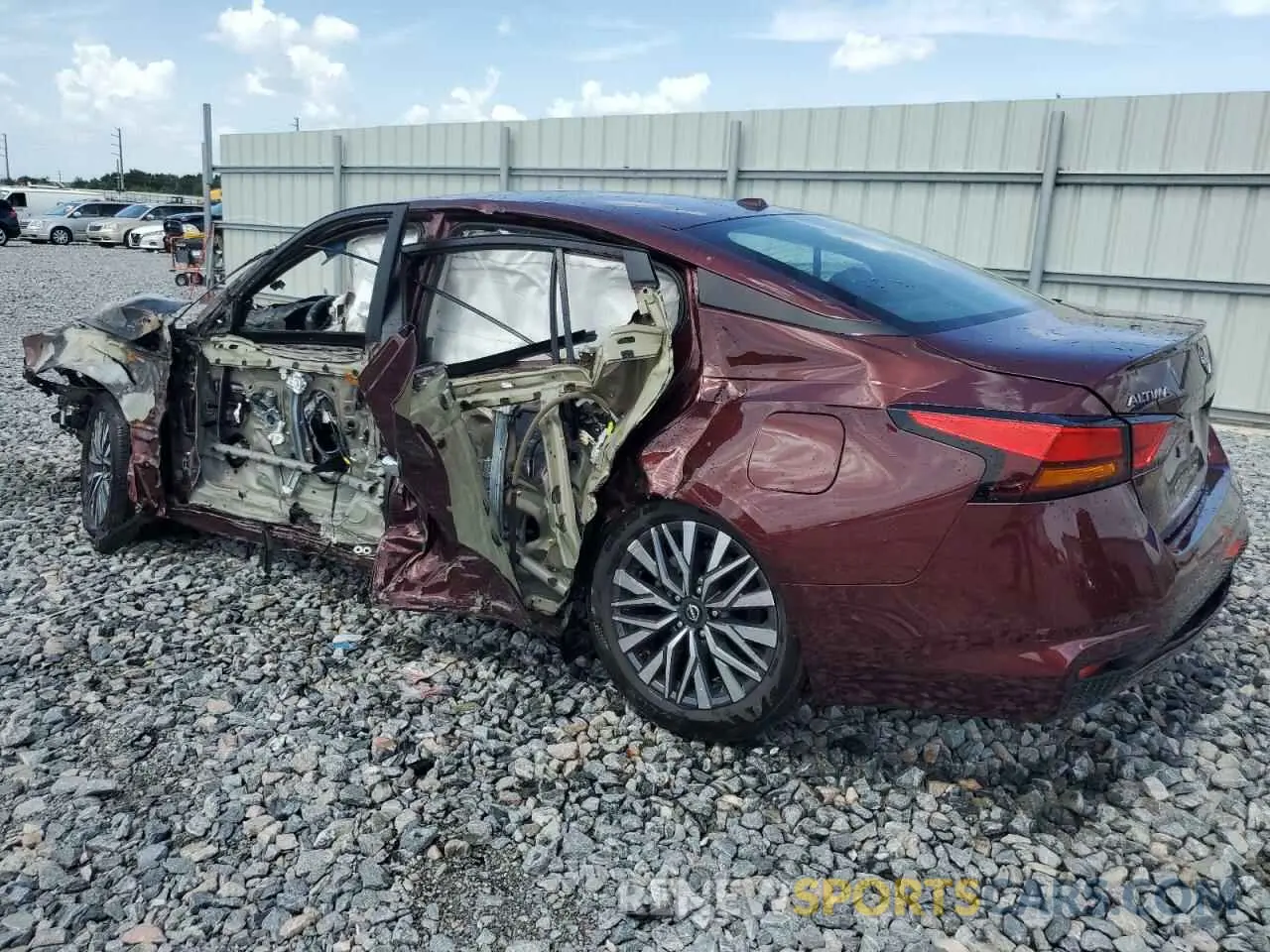 2 fotografías del automóvil dañado 1N4BL4DV8SN357001 NISSAN ALTIMA 2025