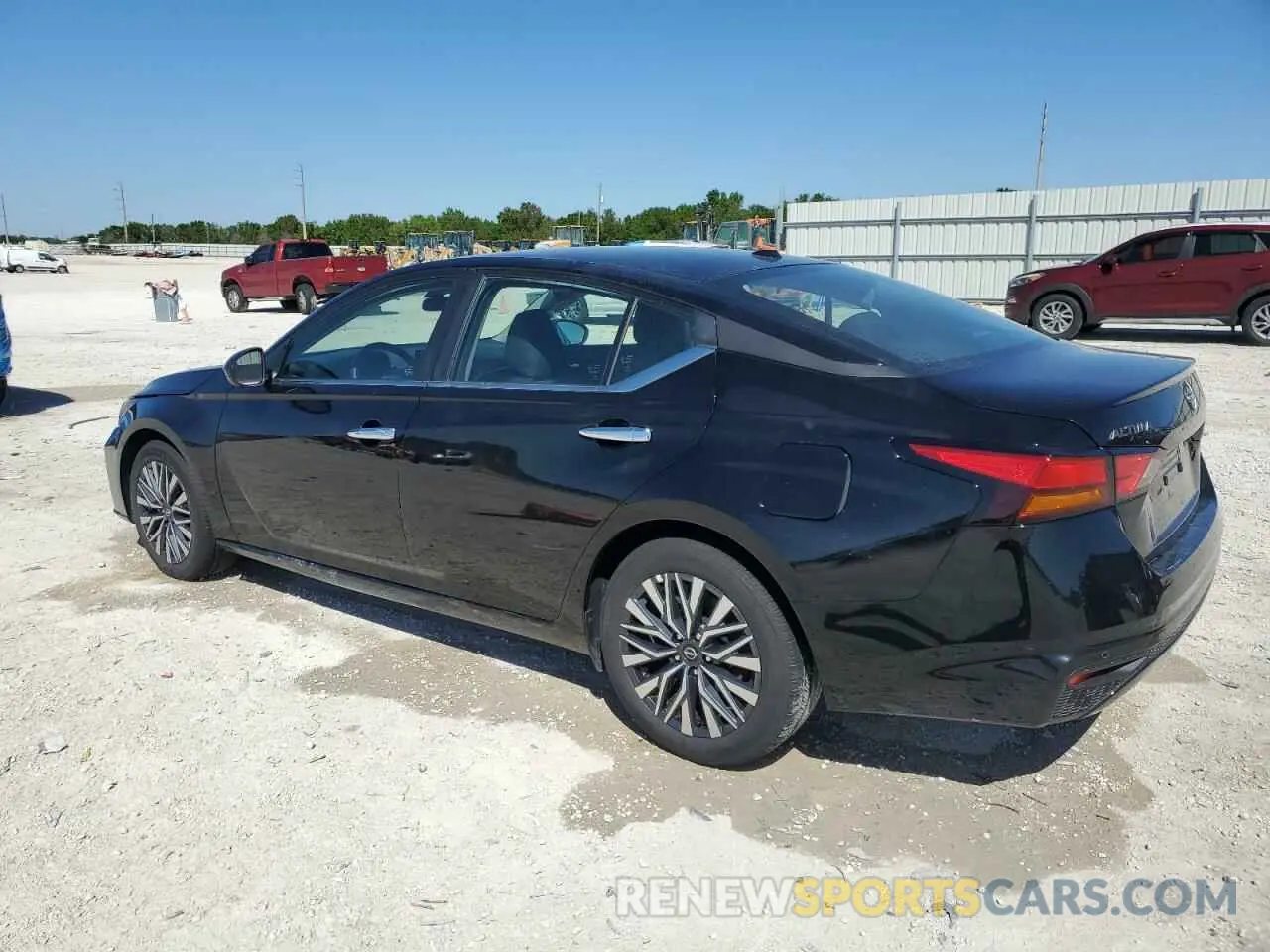 2 fotografías del automóvil dañado 1N4BL4DV9SN323424 NISSAN ALTIMA 2025