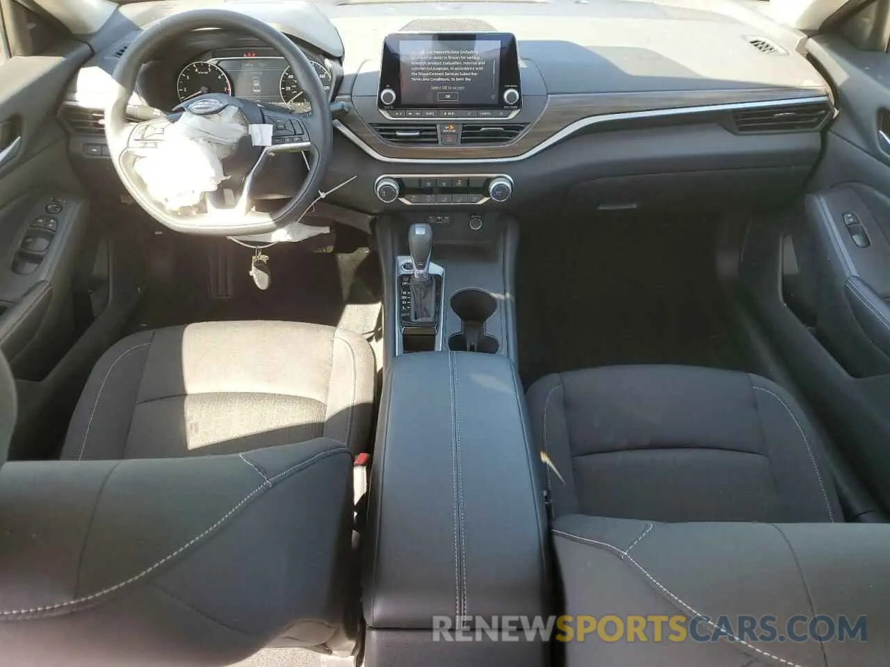 8 fotografías del automóvil dañado 1N4BL4DV9SN323424 NISSAN ALTIMA 2025