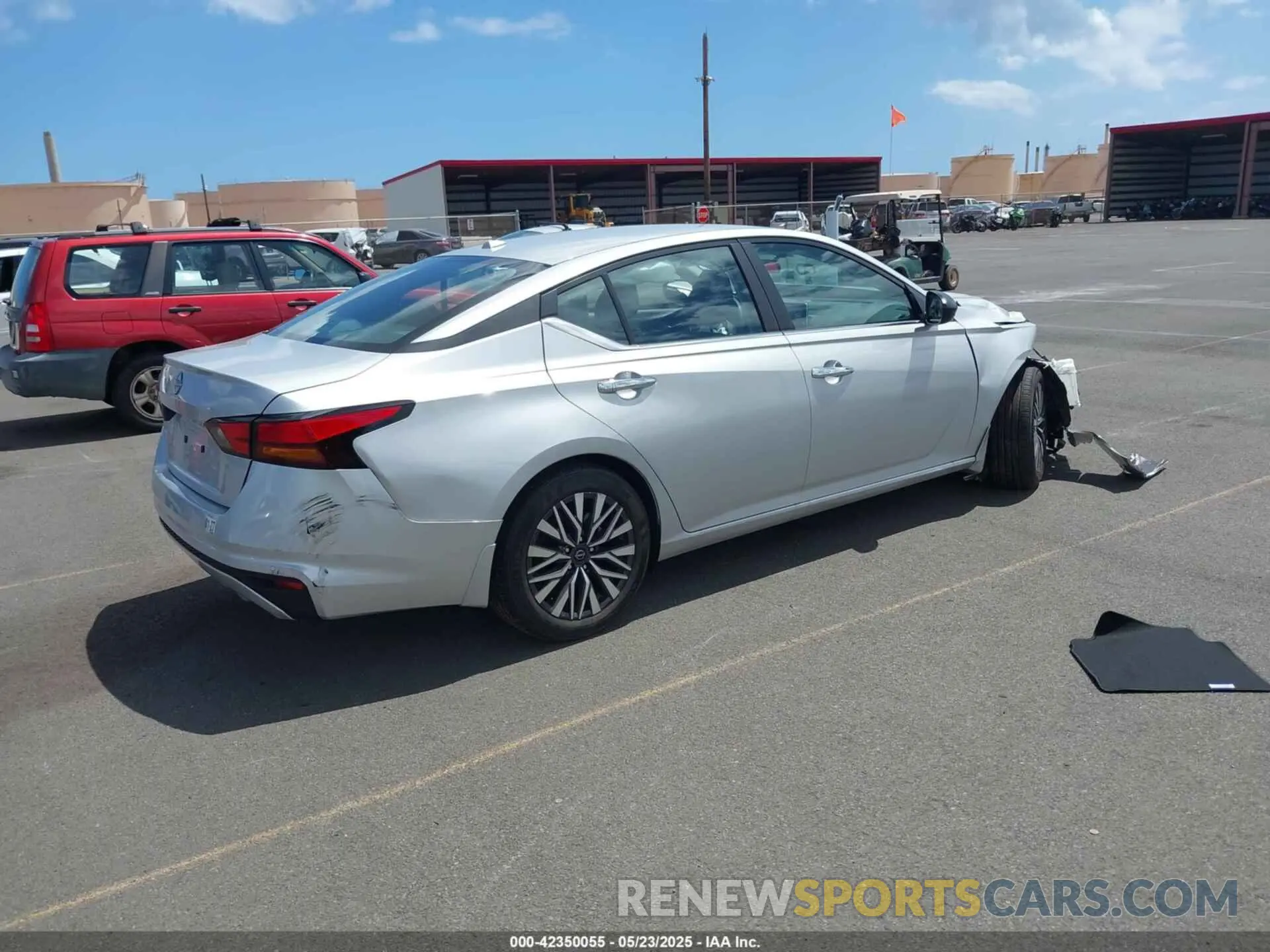 4 fotografías del automóvil dañado 1N4BL4DVXSN346856 NISSAN ALTIMA 2025