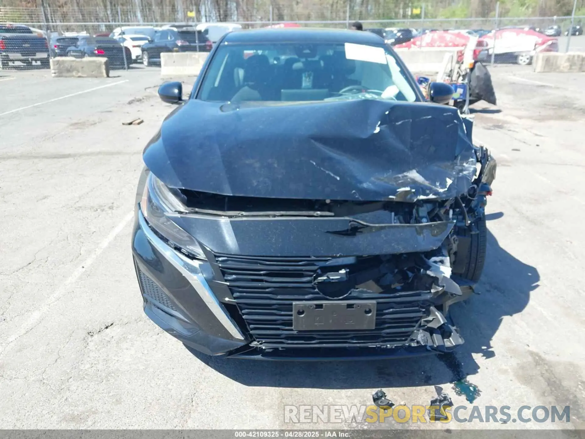 13 fotografías del automóvil dañado 1N4BL4DW7SN307957 NISSAN ALTIMA 2025