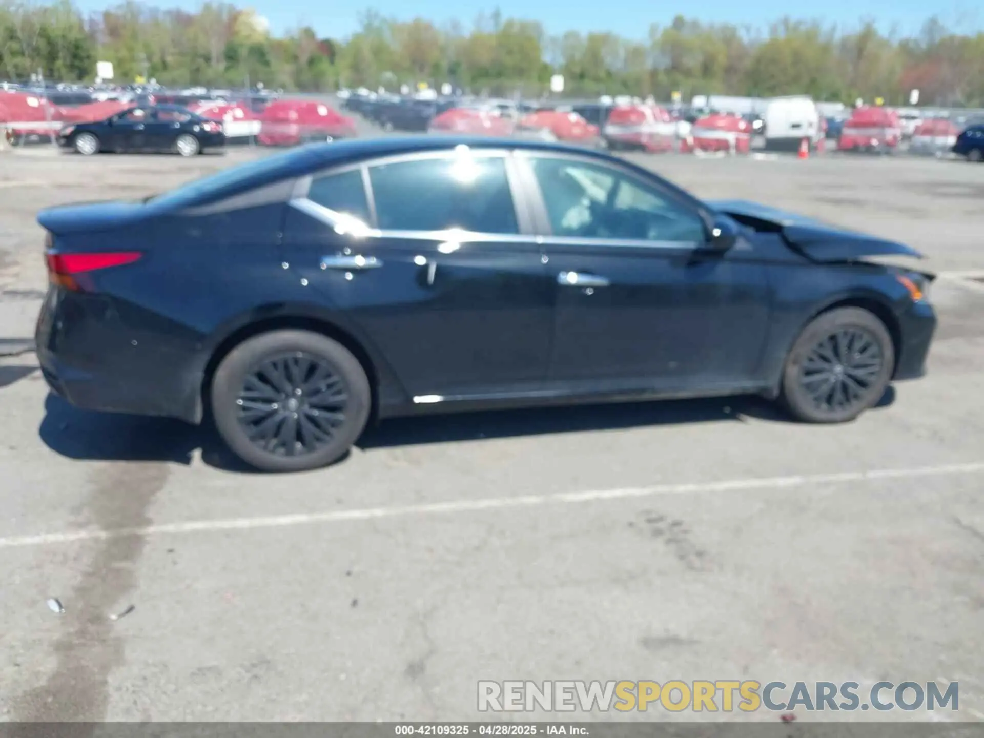 14 fotografías del automóvil dañado 1N4BL4DW7SN307957 NISSAN ALTIMA 2025