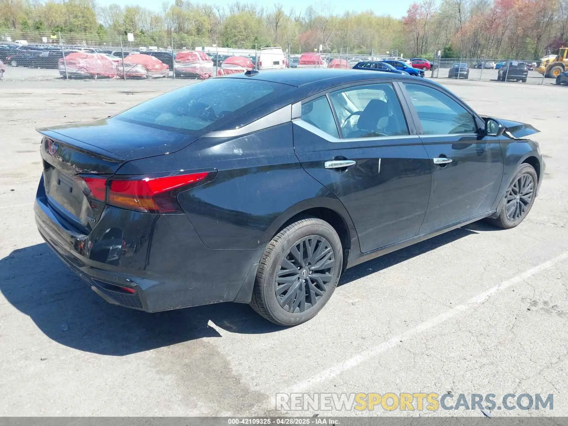 4 fotografías del automóvil dañado 1N4BL4DW7SN307957 NISSAN ALTIMA 2025