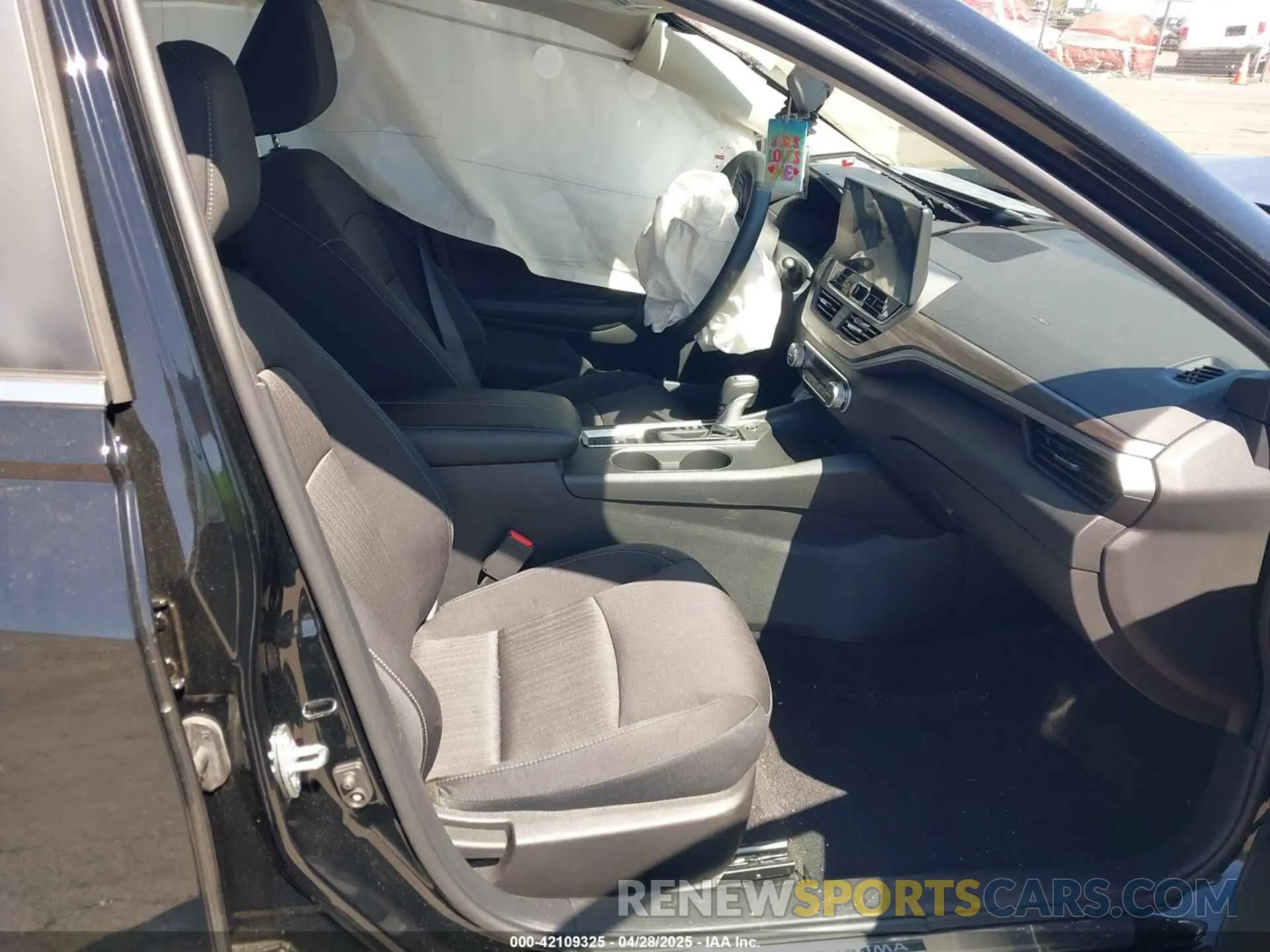 5 fotografías del automóvil dañado 1N4BL4DW7SN307957 NISSAN ALTIMA 2025