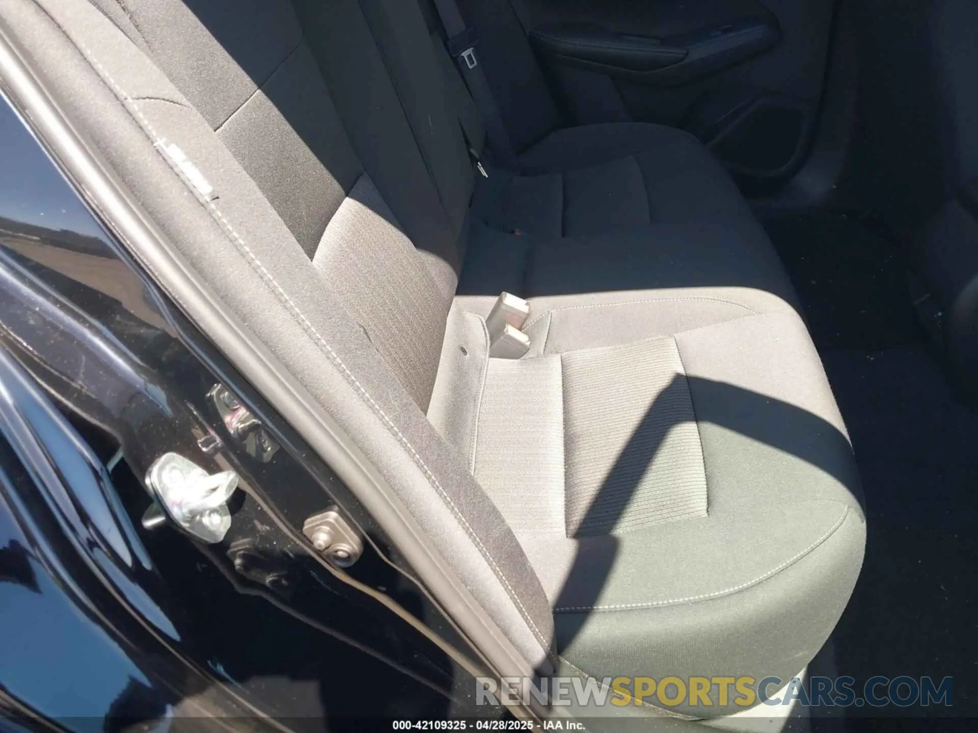 8 fotografías del automóvil dañado 1N4BL4DW7SN307957 NISSAN ALTIMA 2025