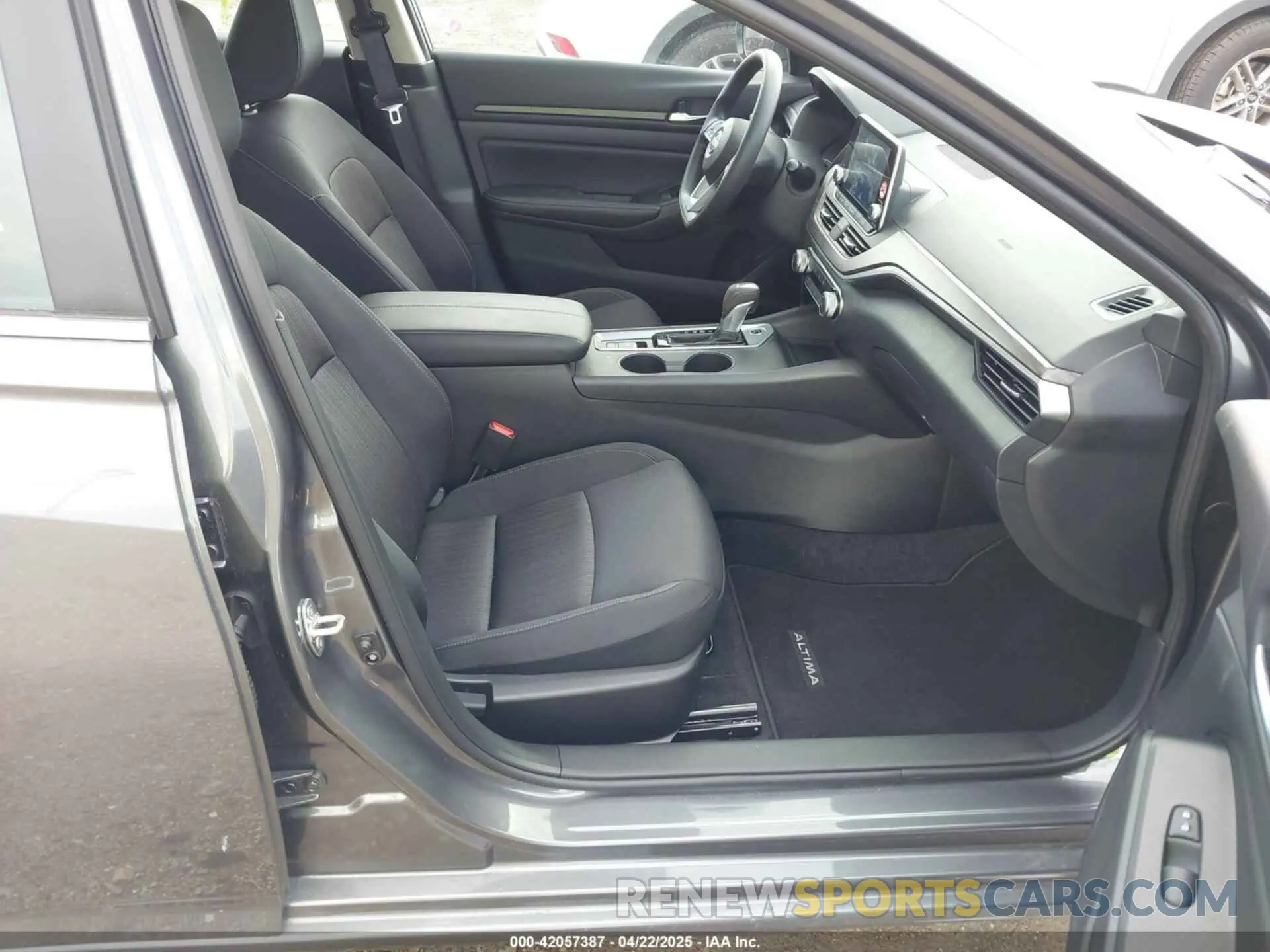 5 fotografías del automóvil dañado 1N4BL4DW7SN351134 NISSAN ALTIMA 2025