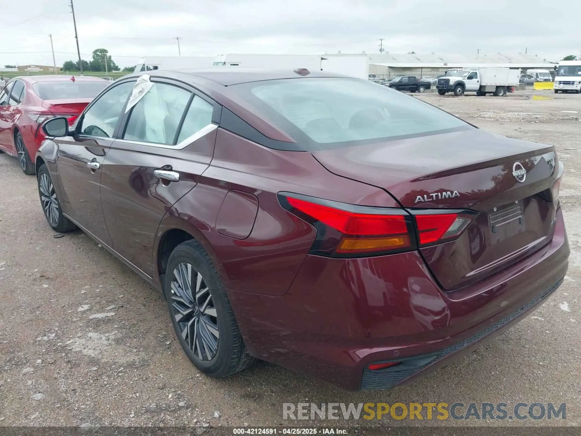 3 fotografías del automóvil dañado 1N4BL4DWXSN318337 NISSAN ALTIMA 2025
