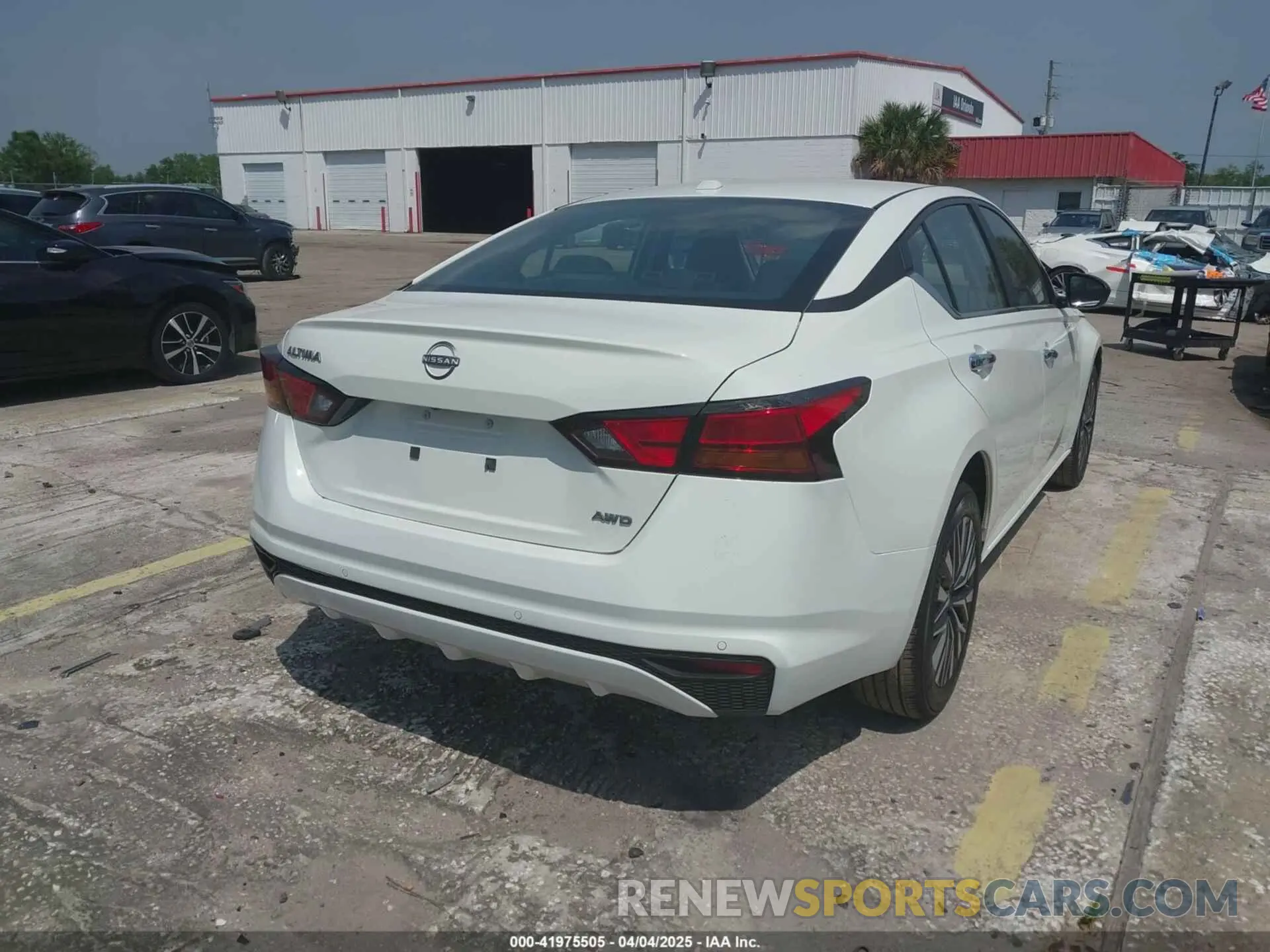 4 fotografías del automóvil dañado 1N4BL4DWXSN353315 NISSAN ALTIMA 2025