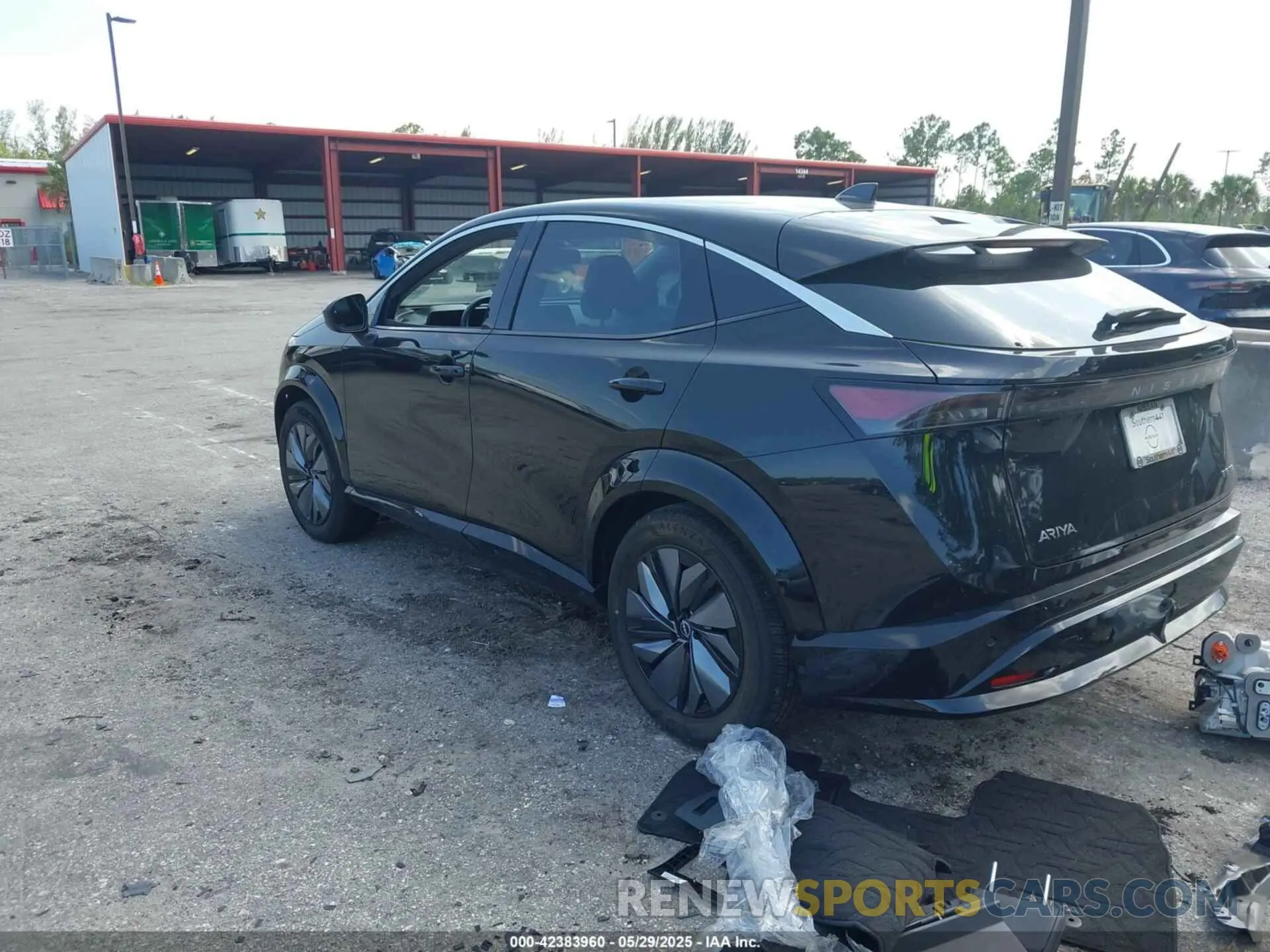 3 fotografías del automóvil dañado JN1AF0BA2PM404481 NISSAN ARIYA 2023