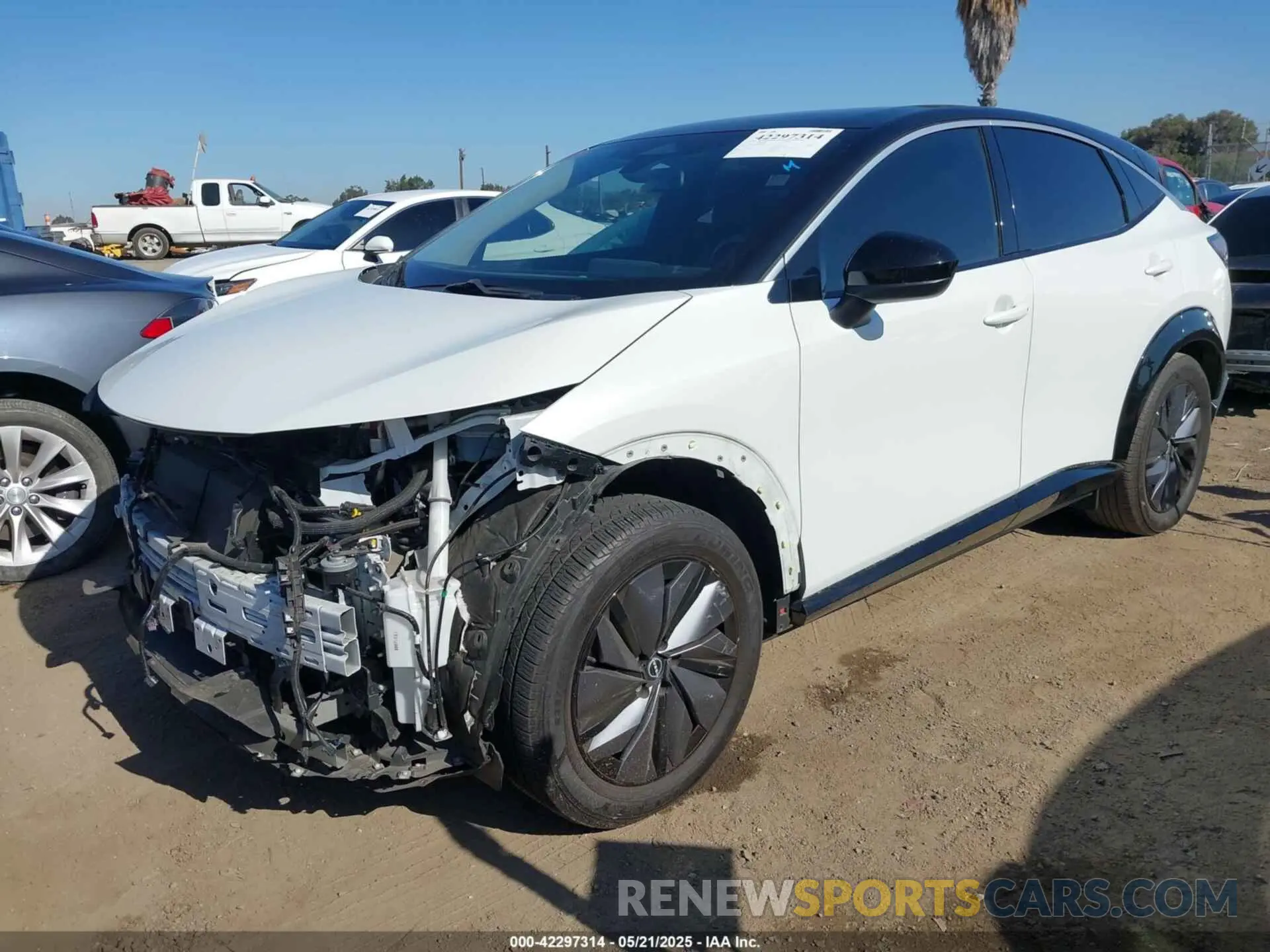 2 fotografías del automóvil dañado JN1BF0AA0PM405456 NISSAN ARIYA 2023