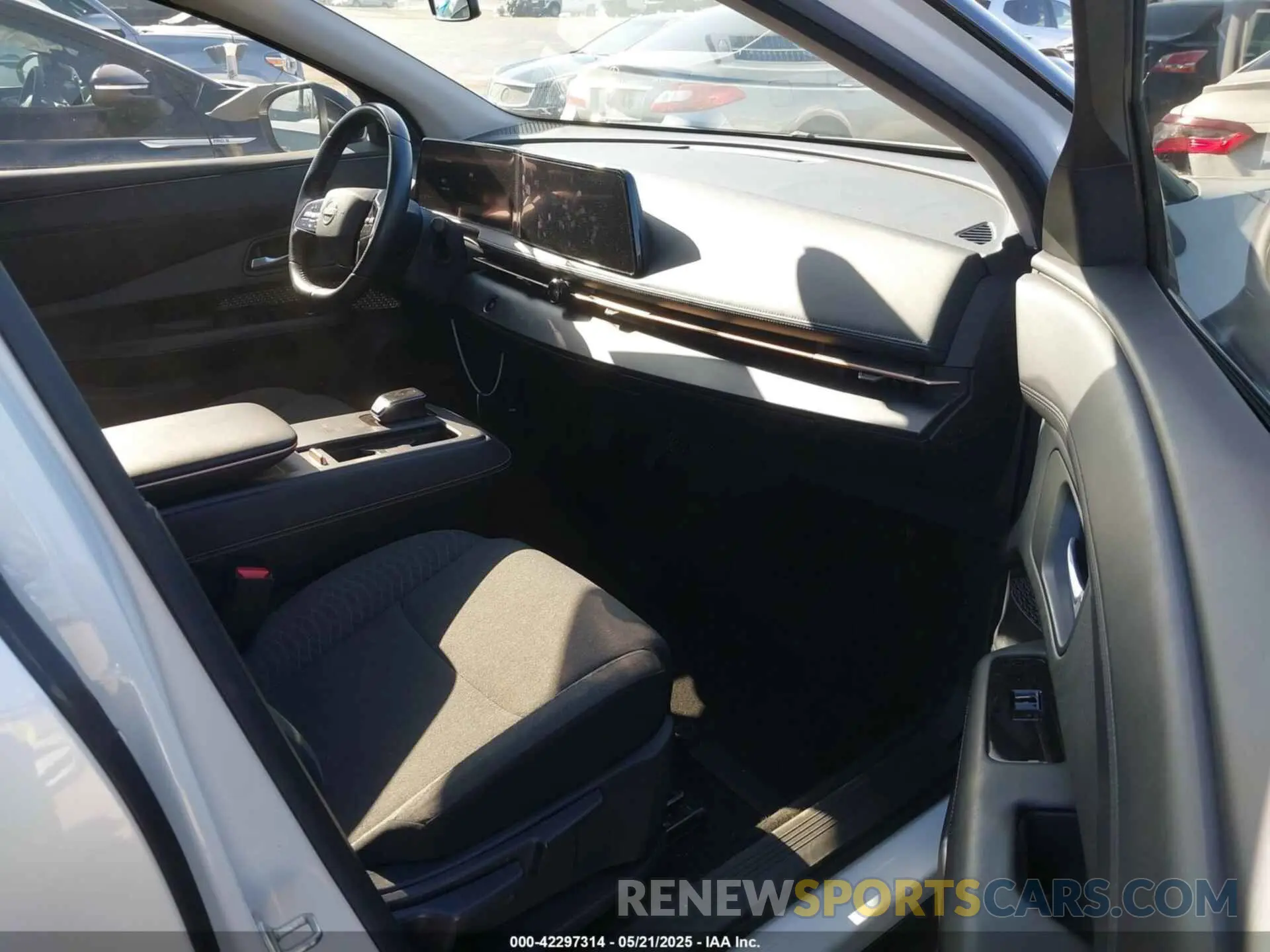 5 fotografías del automóvil dañado JN1BF0AA0PM405456 NISSAN ARIYA 2023