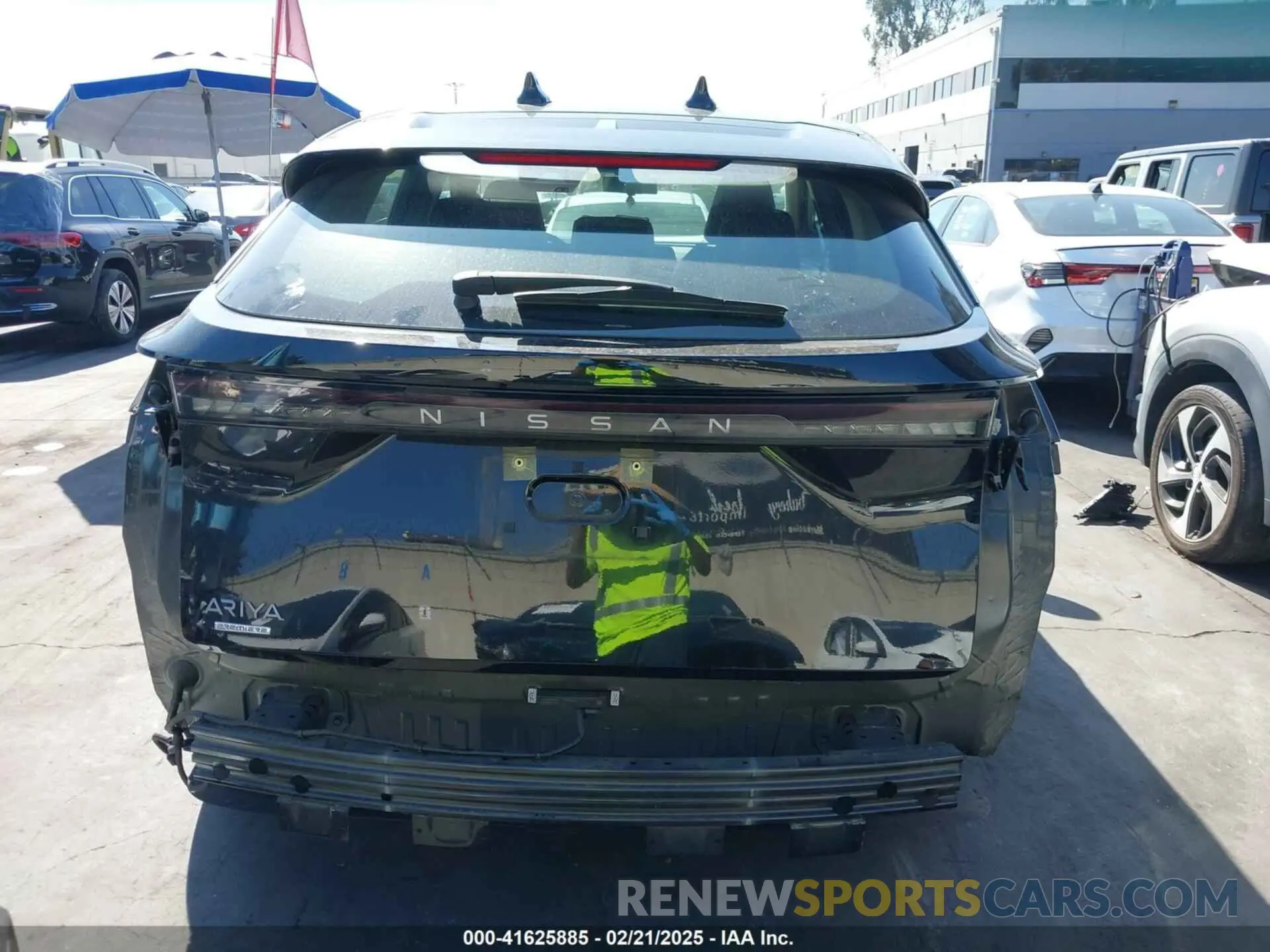 16 fotografías del automóvil dañado JN1BF0BA4PM405250 NISSAN ARIYA 2023