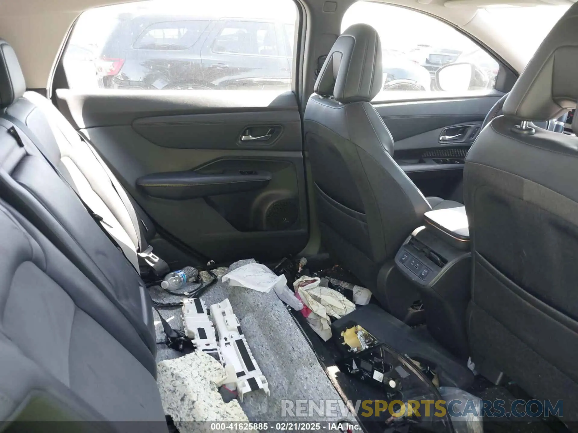 8 fotografías del automóvil dañado JN1BF0BA4PM405250 NISSAN ARIYA 2023