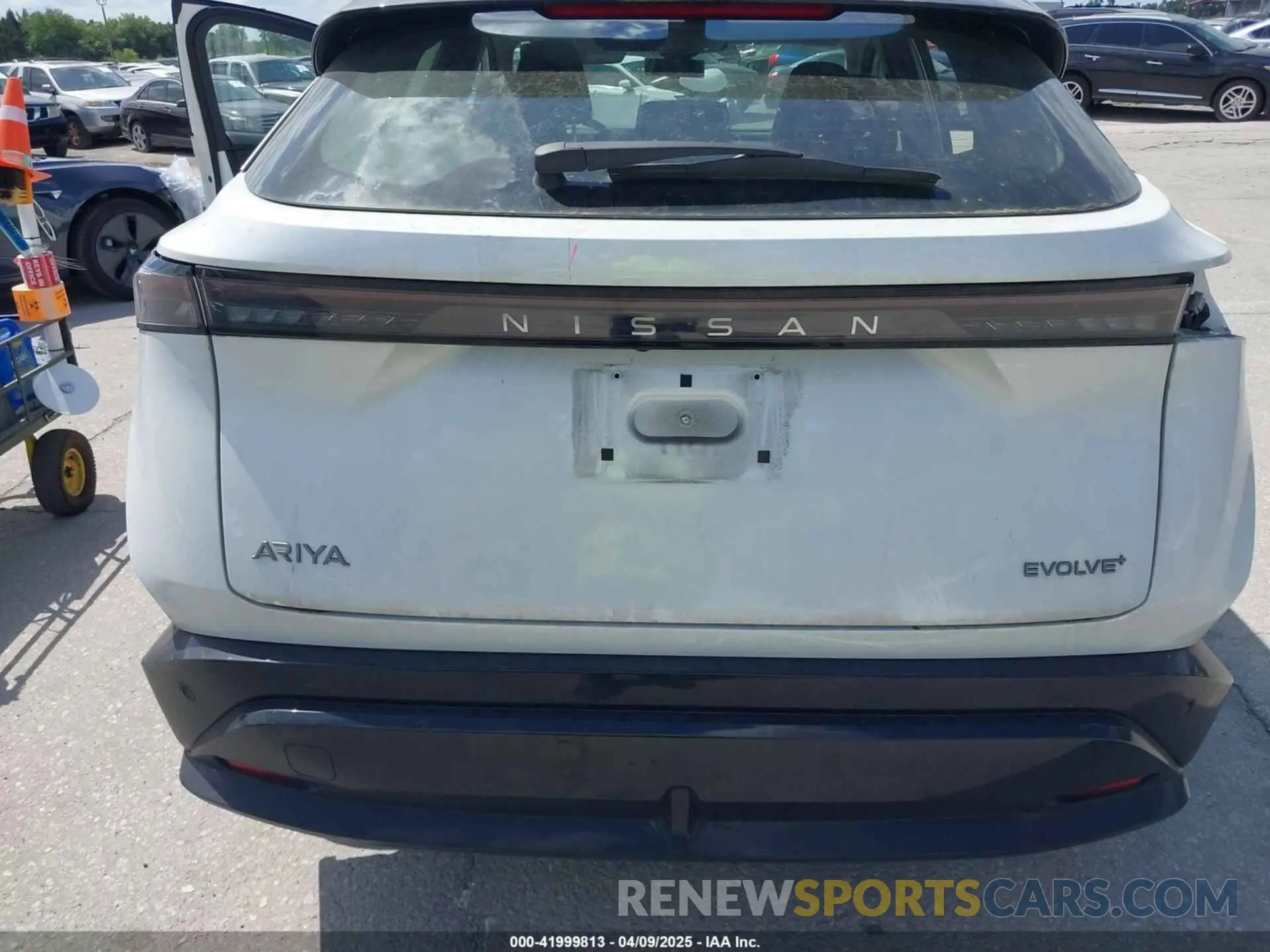 17 fotografías del automóvil dañado JN1BF0BA8PM410595 NISSAN ARIYA 2023