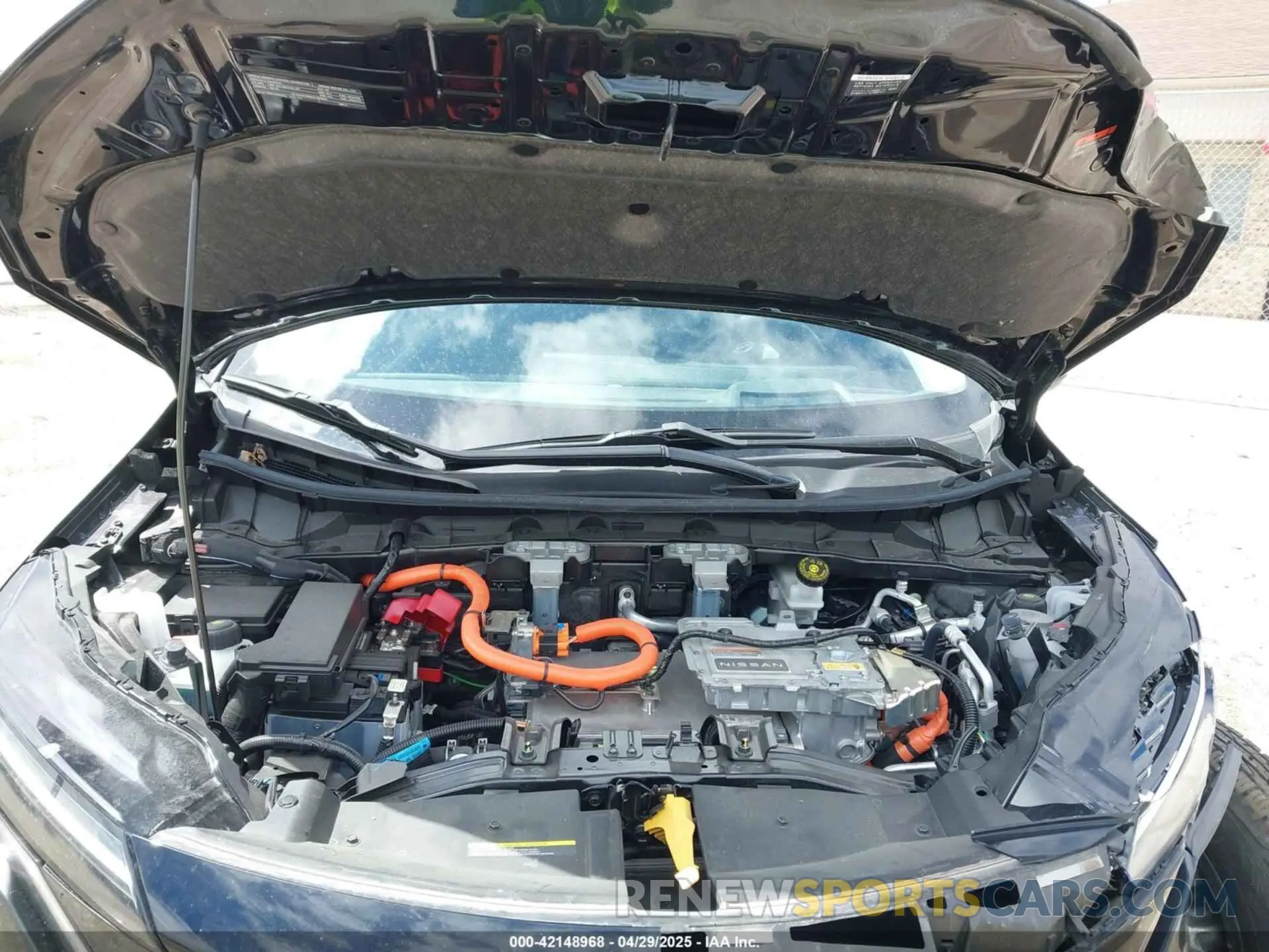 10 fotografías del automóvil dañado JN1DF0BB2PM704575 NISSAN ARIYA 2023