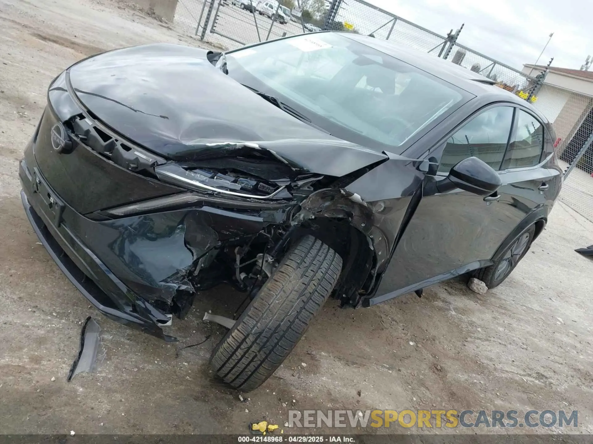 2 fotografías del automóvil dañado JN1DF0BB2PM704575 NISSAN ARIYA 2023