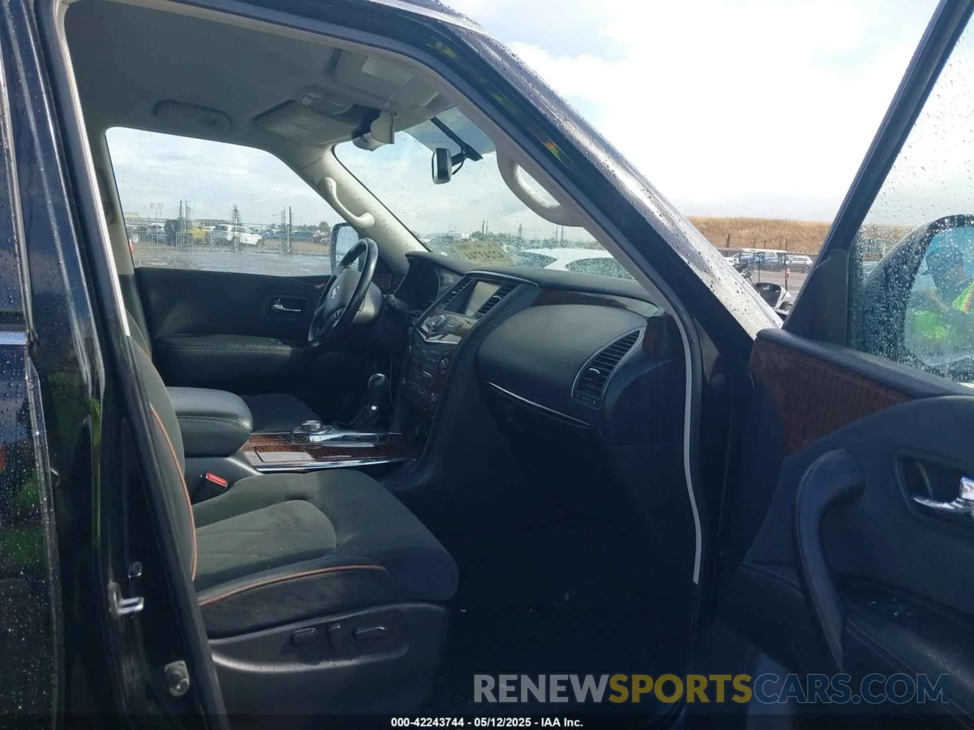 5 fotografías del automóvil dañado JN8AY2NC0K9587699 NISSAN ARMADA 2019