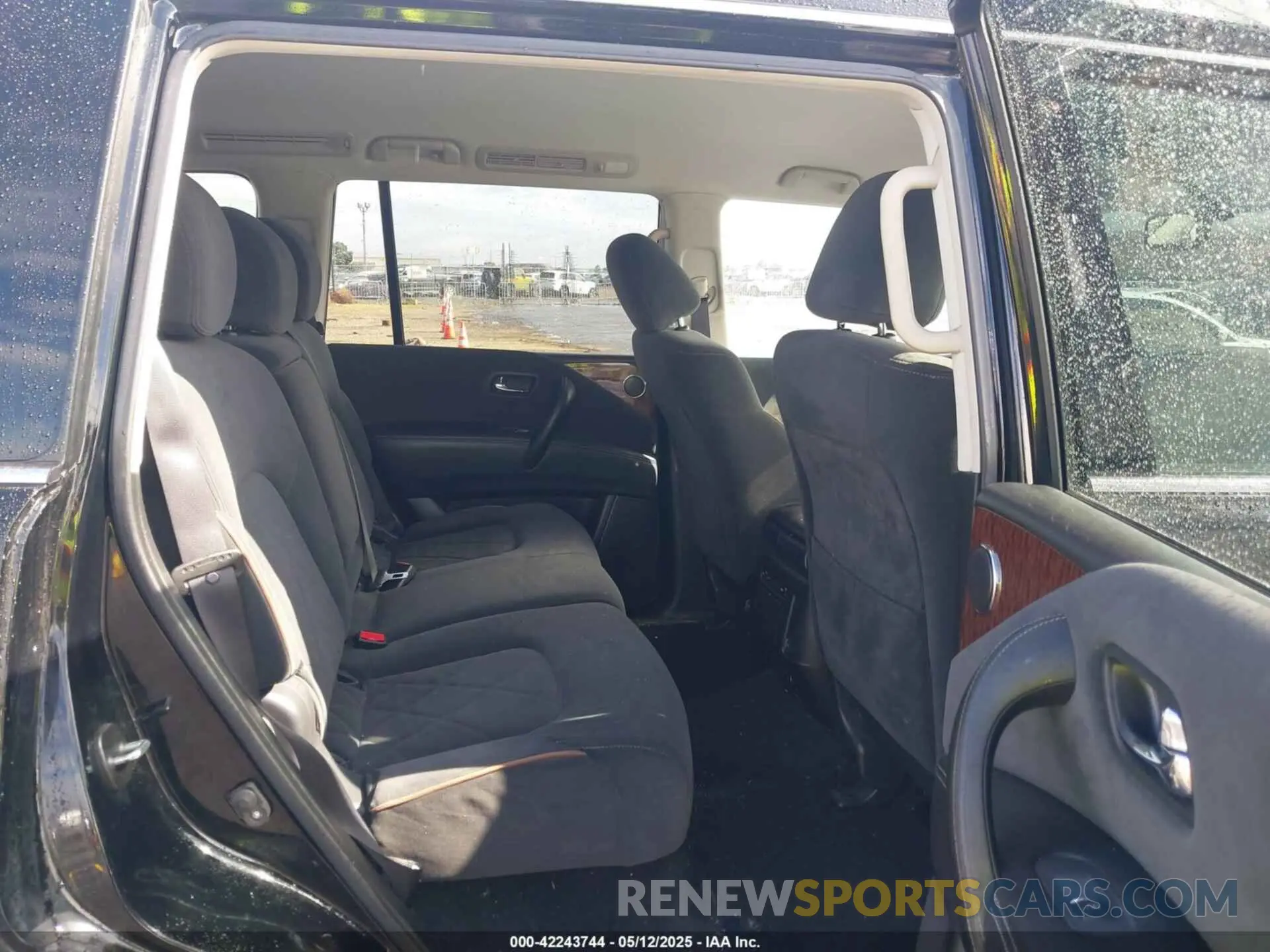 8 fotografías del automóvil dañado JN8AY2NC0K9587699 NISSAN ARMADA 2019