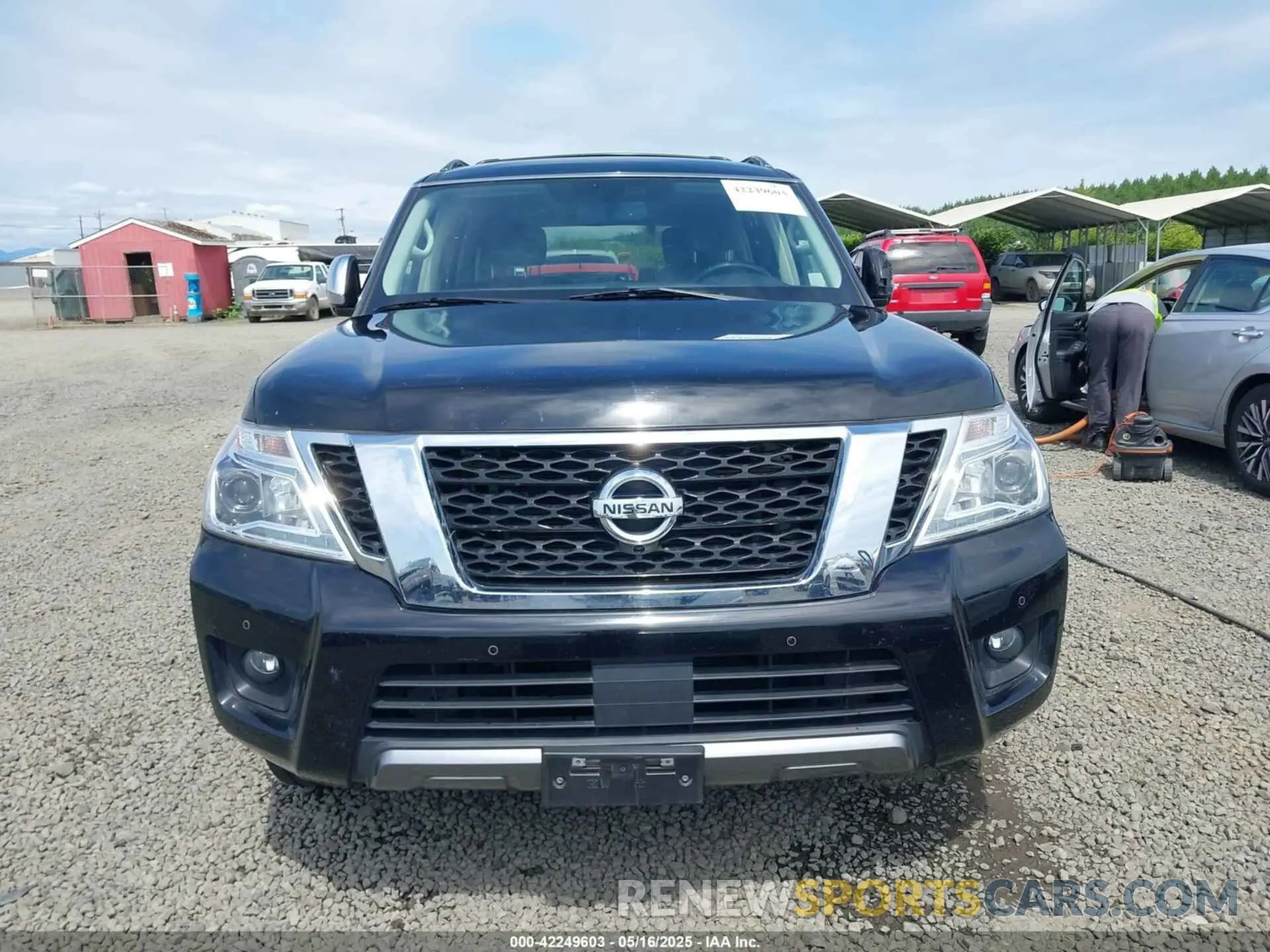 12 fotografías del automóvil dañado JN8AY2NC3KX510384 NISSAN ARMADA 2019