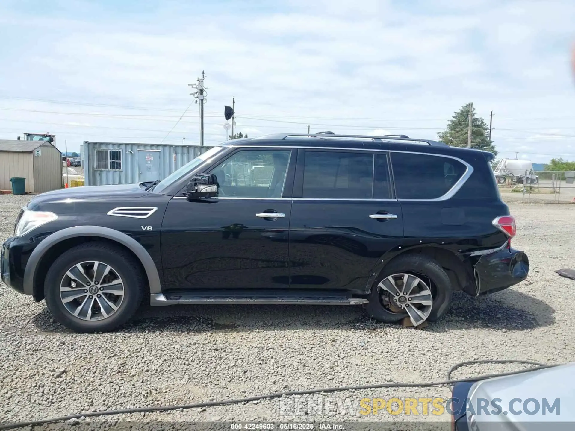 14 fotografías del automóvil dañado JN8AY2NC3KX510384 NISSAN ARMADA 2019