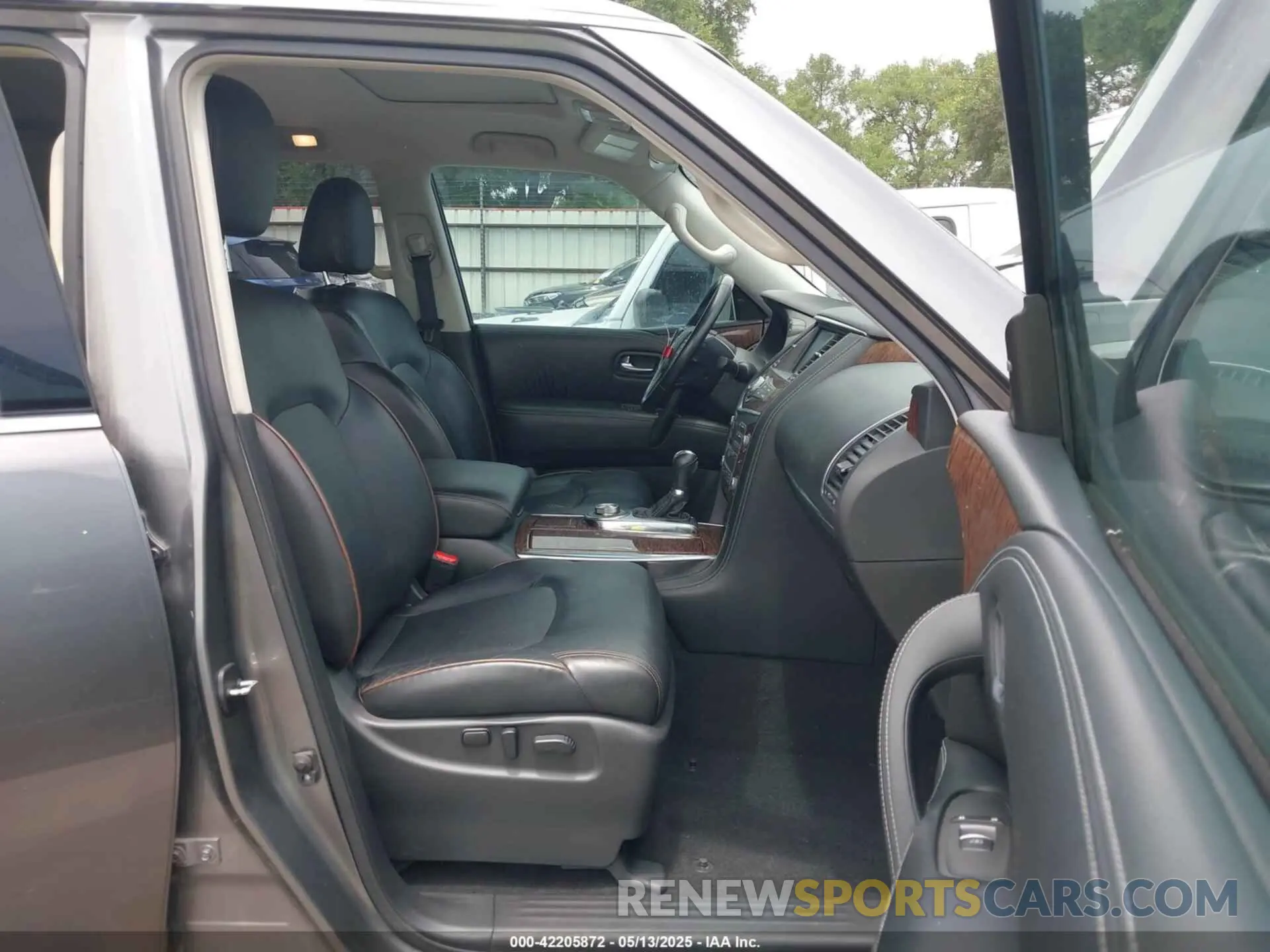 5 fotografías del automóvil dañado JN8AY2NC5KX510953 NISSAN ARMADA 2019