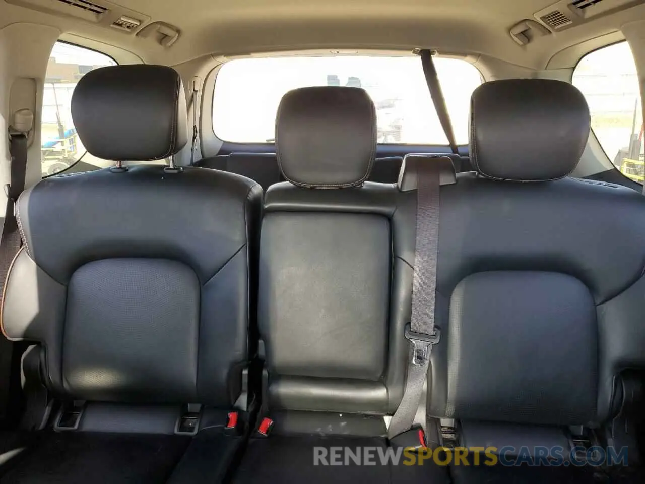 10 fotografías del automóvil dañado JN8AY2NC7KX512557 NISSAN ARMADA 2019