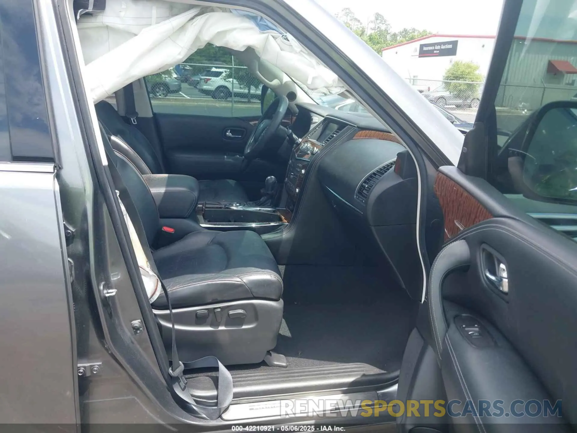 5 fotografías del automóvil dañado JN8AY2ND6K9089998 NISSAN ARMADA 2019