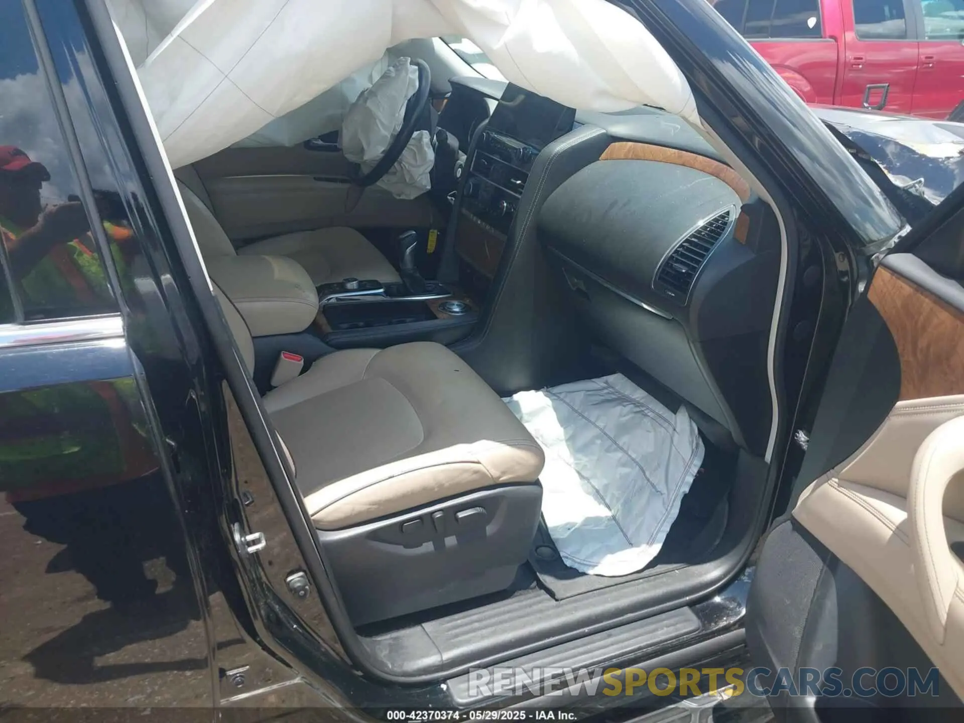 5 fotografías del automóvil dañado JN8AY2BDXM937227Z NISSAN ARMADA 2021