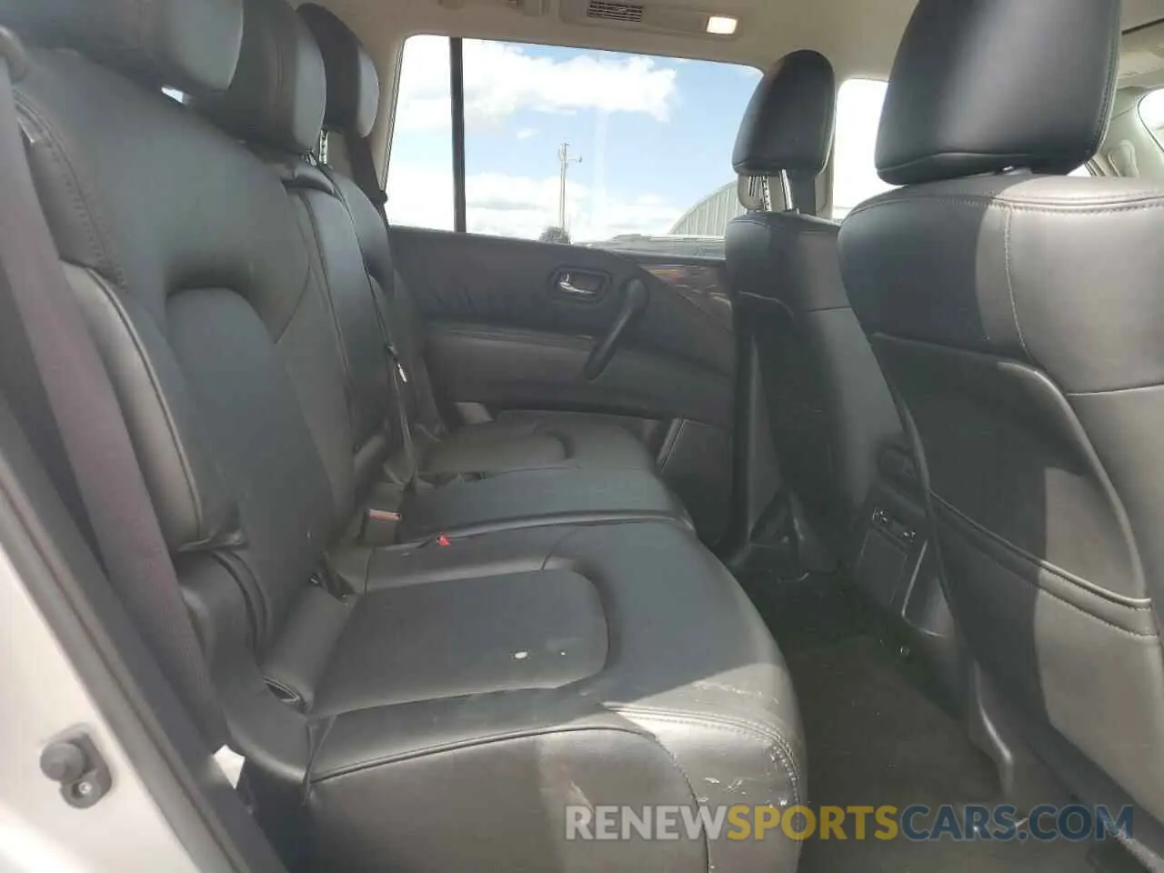 11 fotografías del automóvil dañado JN8AY2AC6R9196993 NISSAN ARMADA 2024