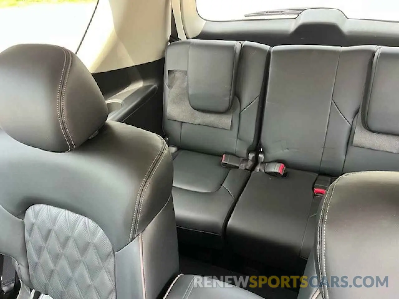 7 fotografías del automóvil dañado JN8AY2DB2R9853047 NISSAN ARMADA 2024