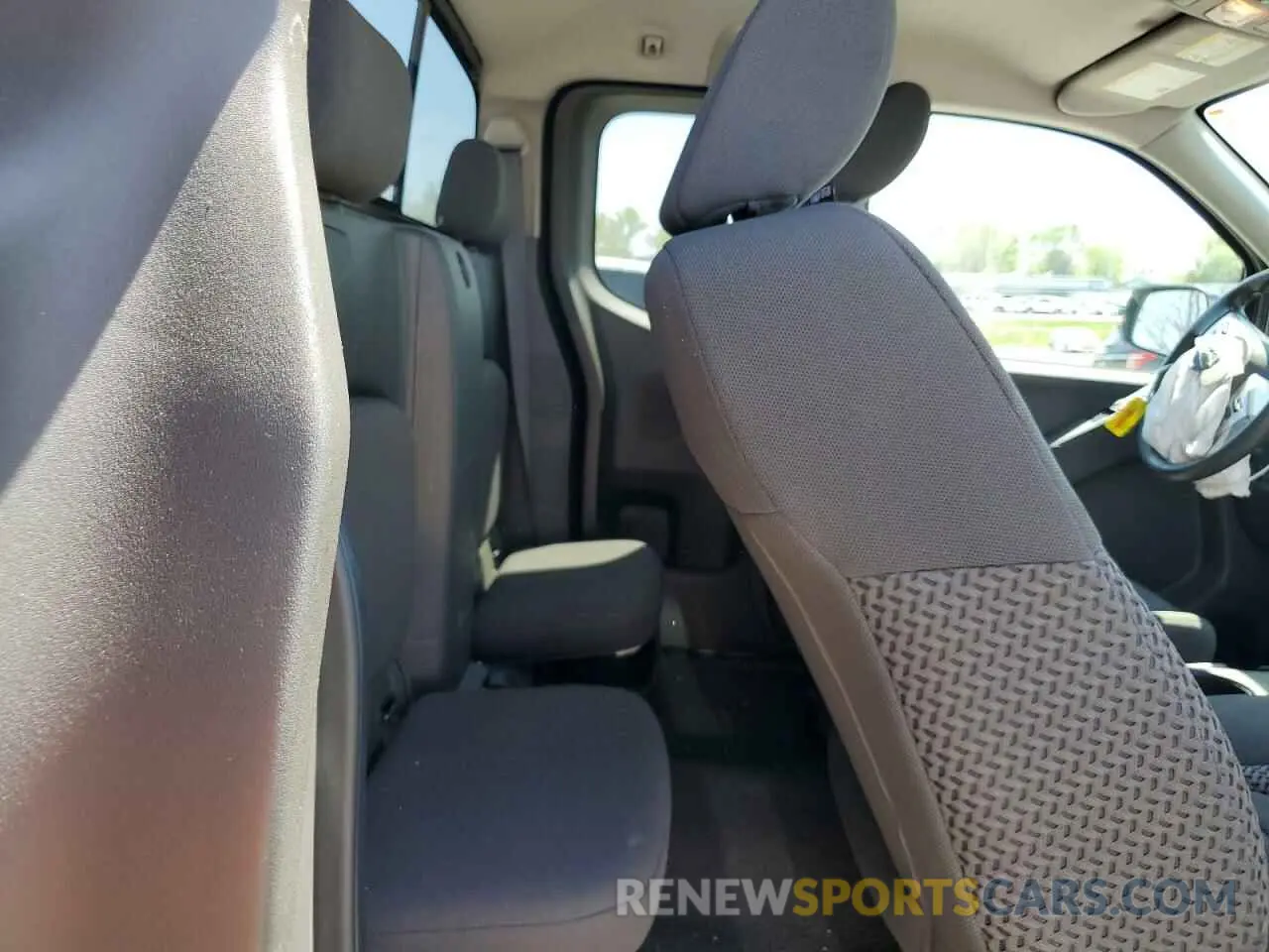 10 fotografías del automóvil dañado 1N6AD0CW2KN782846 NISSAN FRONTIER 2019