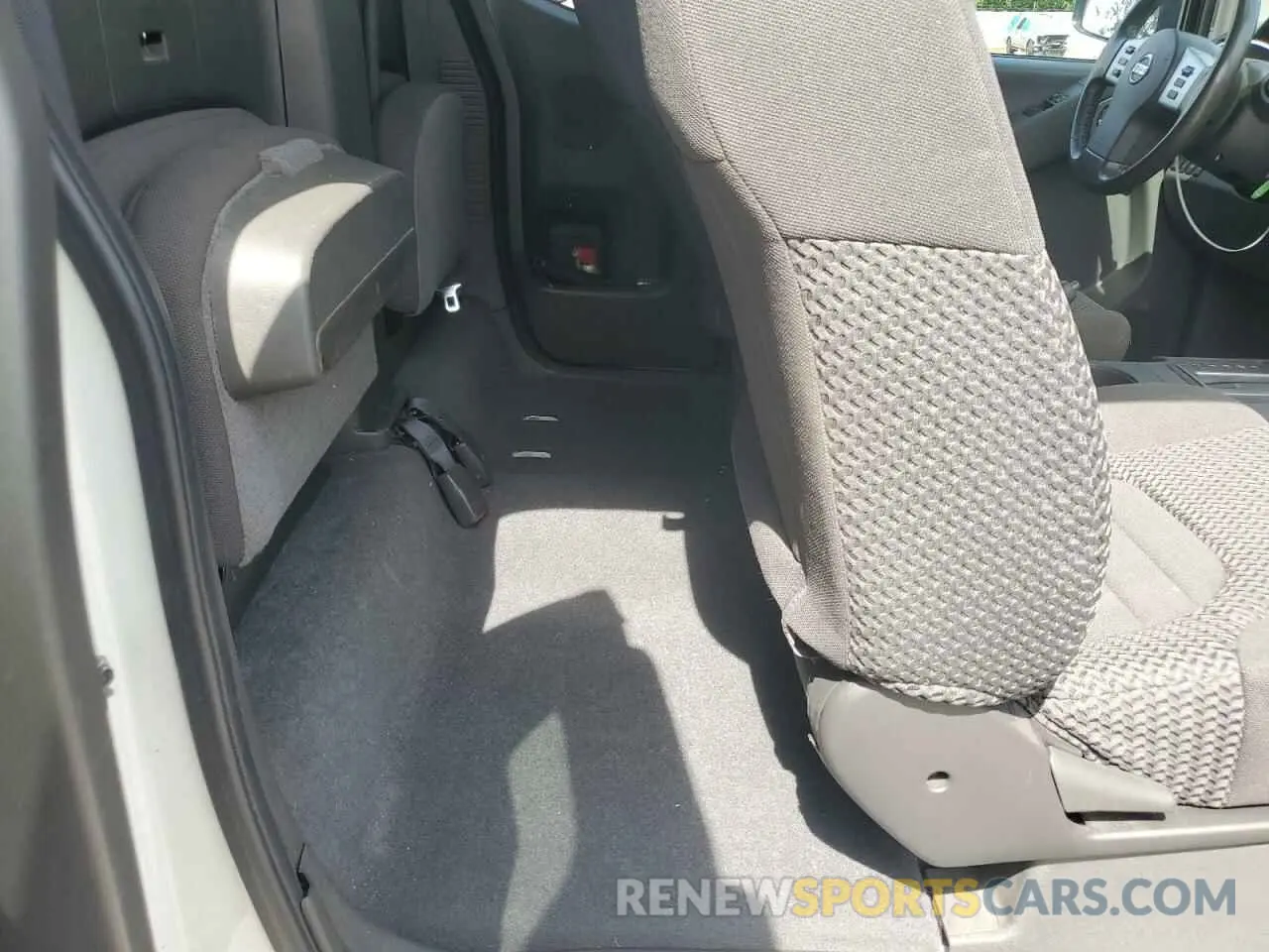 10 fotografías del automóvil dañado 1N6AD0CW4KN770701 NISSAN FRONTIER 2019
