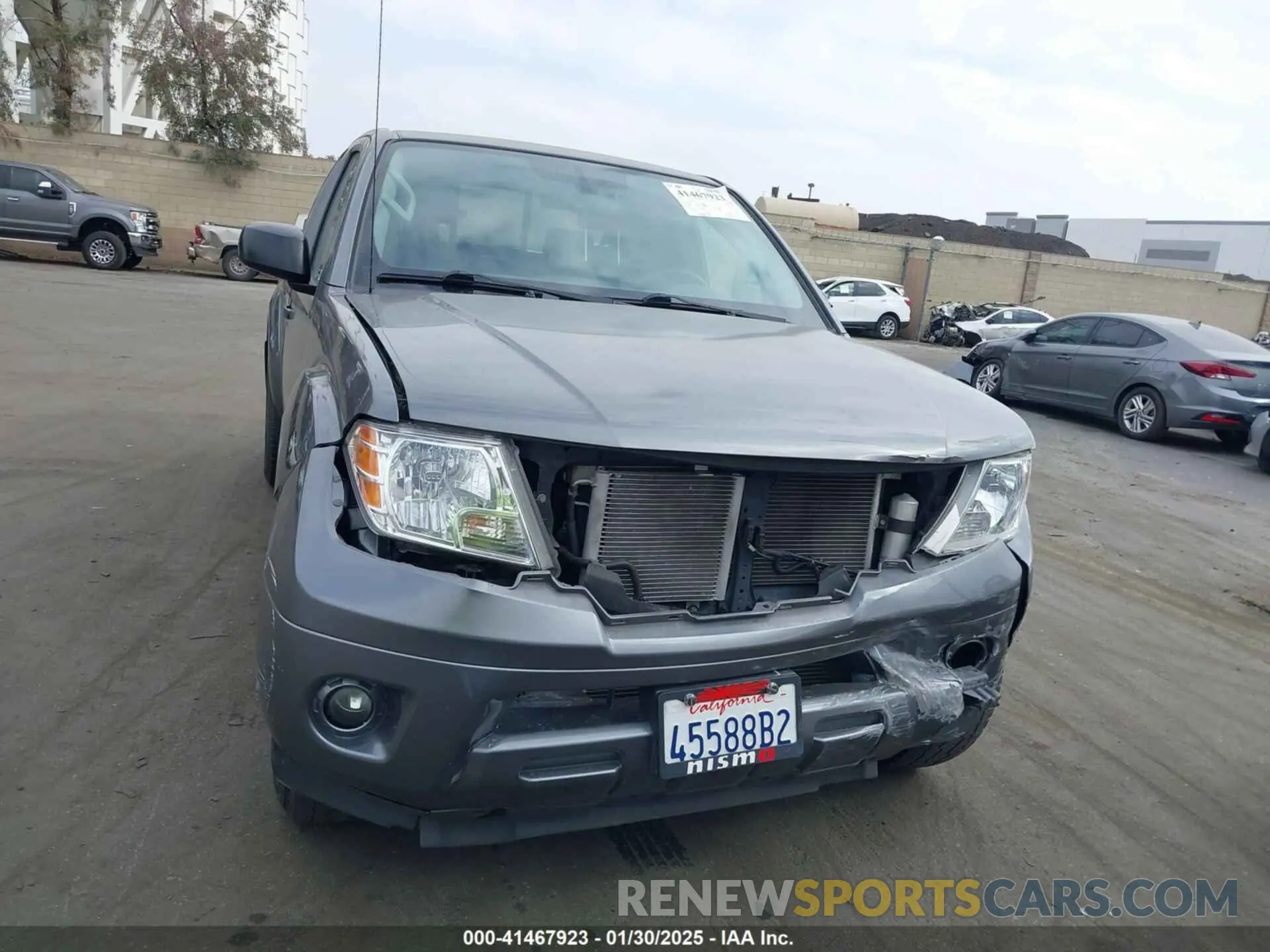 12 fotografías del automóvil dañado 1N6AD0CW7KN878827 NISSAN FRONTIER 2019