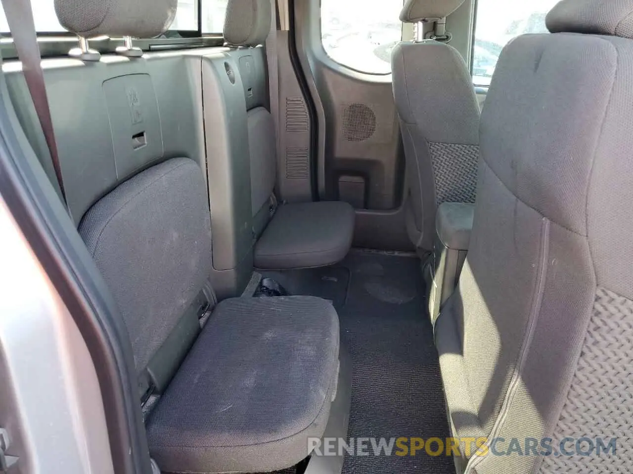 10 fotografías del automóvil dañado 1N6AD0CWXKN872956 NISSAN FRONTIER 2019