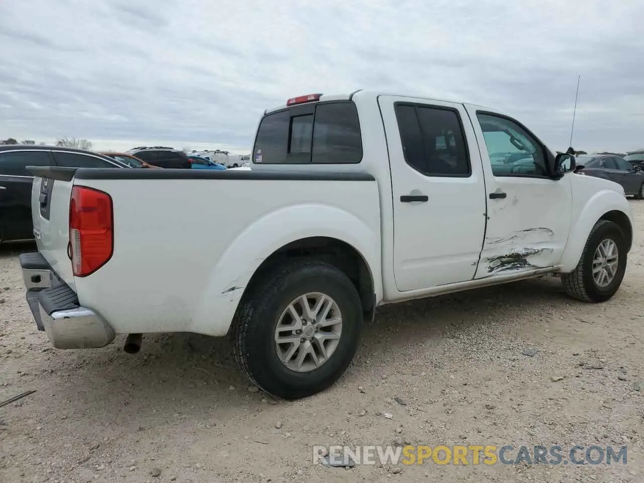 3 fotografías del automóvil dañado 1N6AD0ER0KN787857 NISSAN FRONTIER 2019