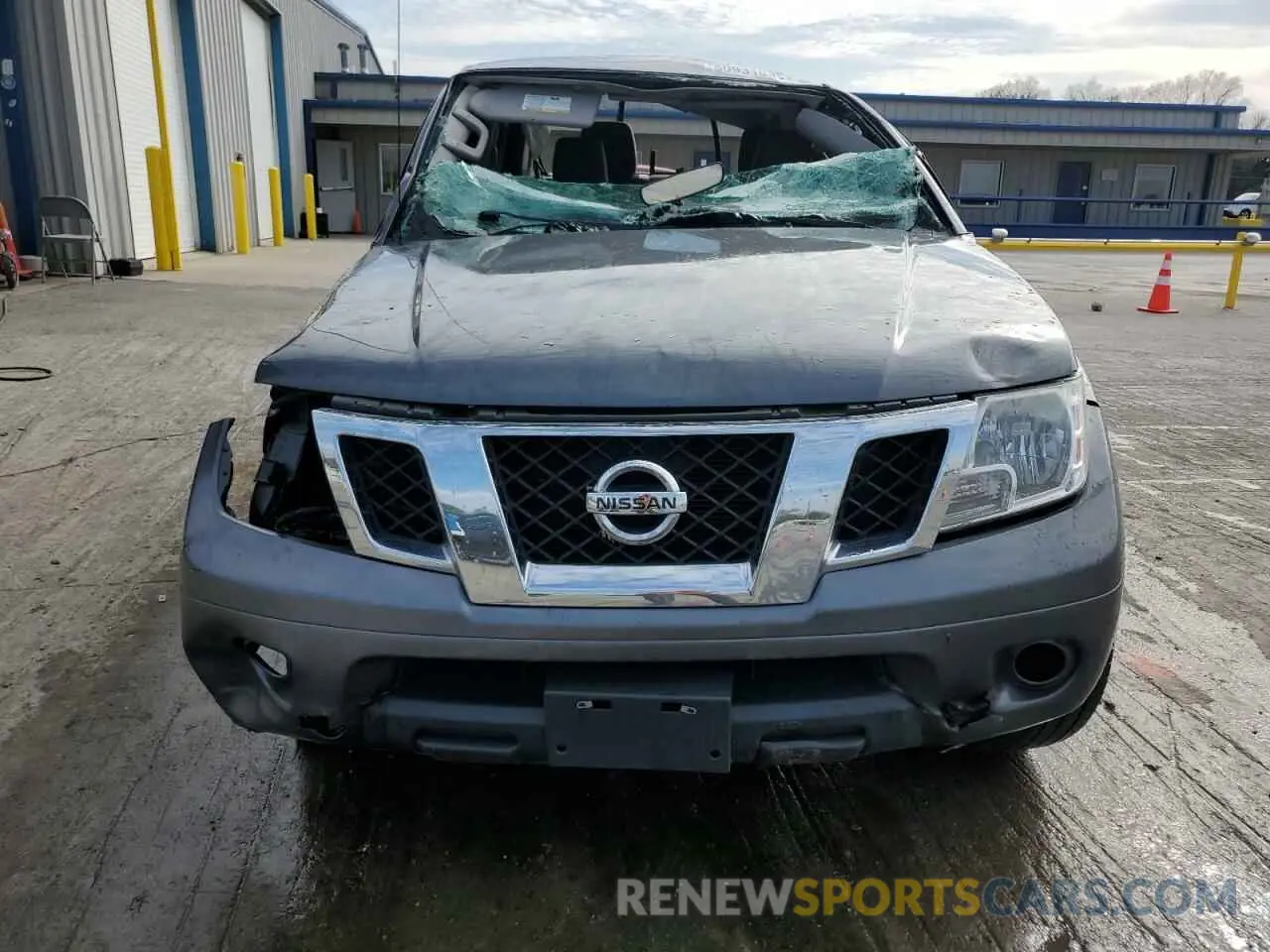 5 fotografías del automóvil dañado 1N6AD0ER1KN764068 NISSAN FRONTIER 2019