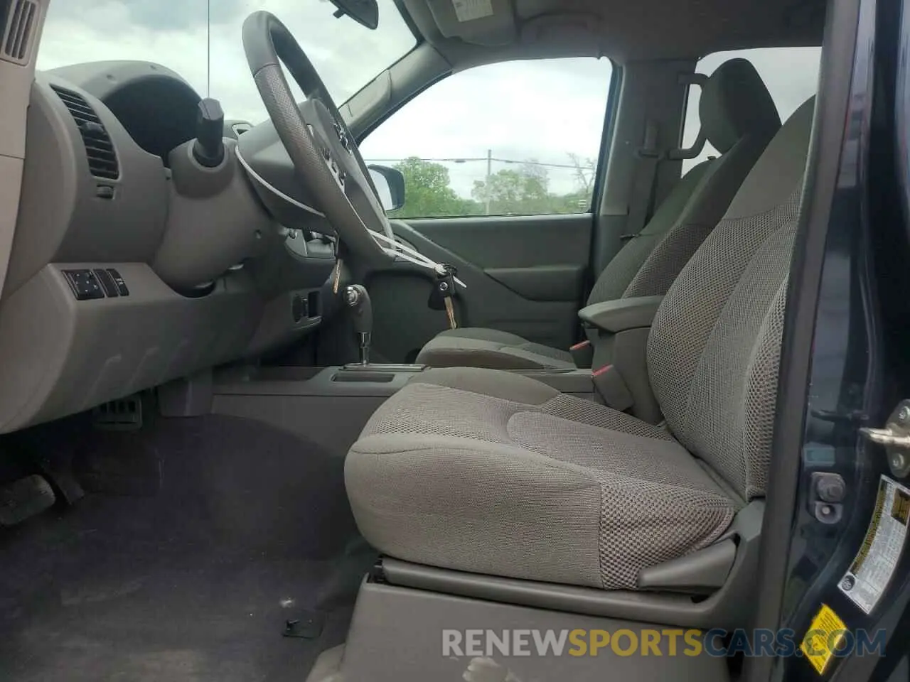 7 fotografías del automóvil dañado 1N6AD0ER2KN742693 NISSAN FRONTIER 2019