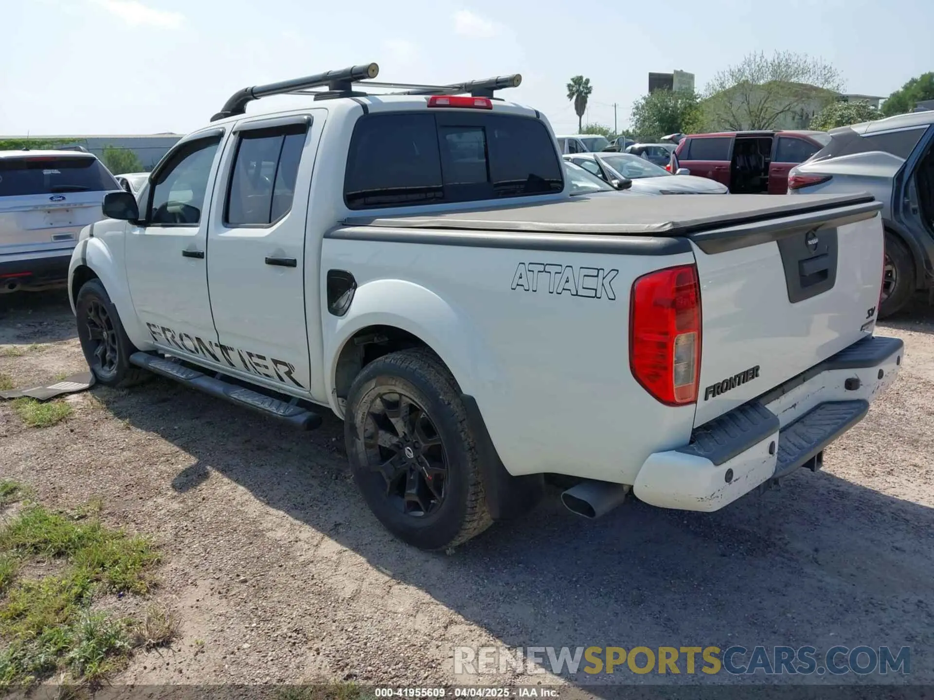 3 fotografías del automóvil dañado 1N6AD0ER2KN885286 NISSAN FRONTIER 2019