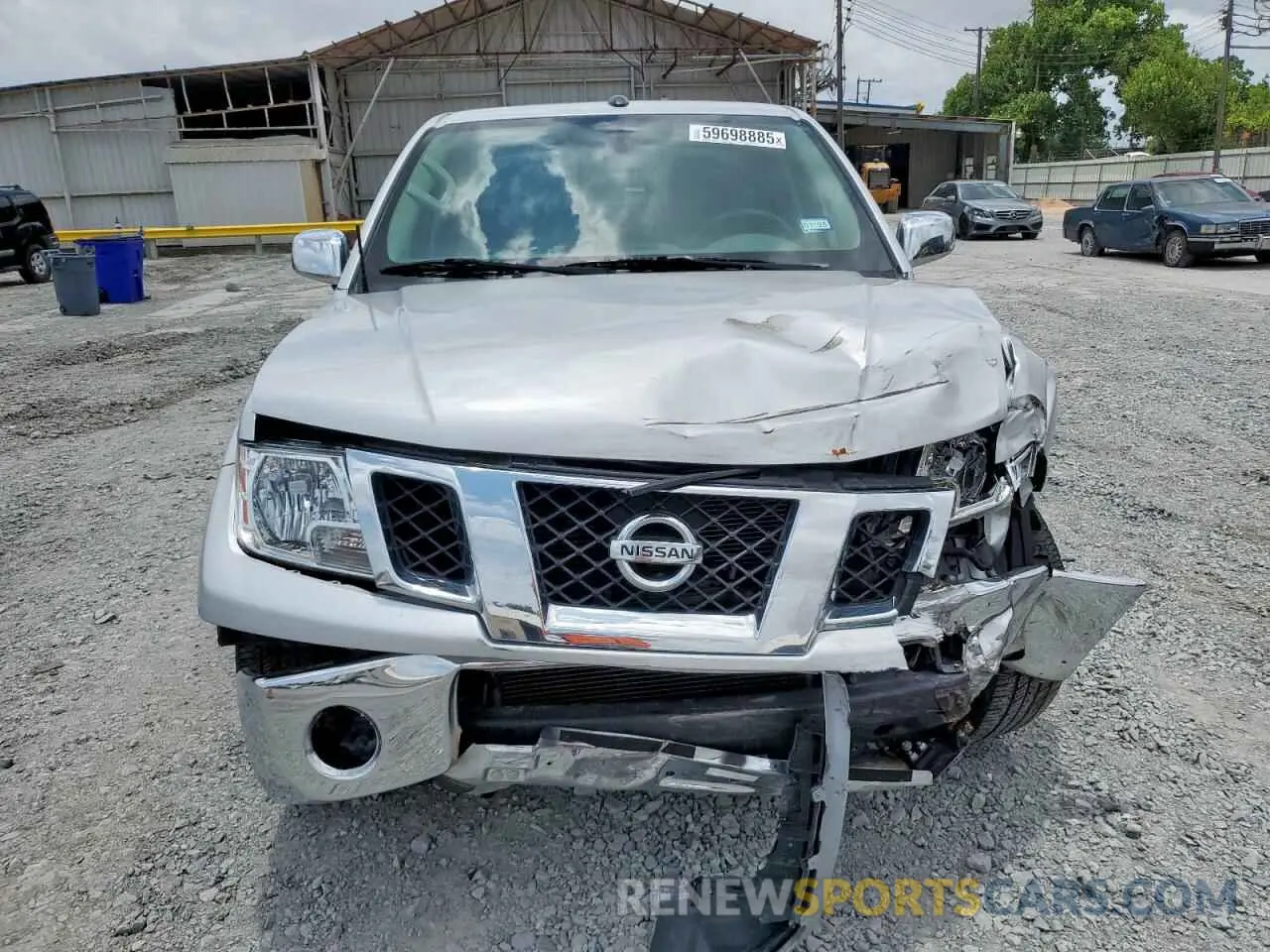 5 fotografías del automóvil dañado 1N6AD0ER3KN776870 NISSAN FRONTIER 2019