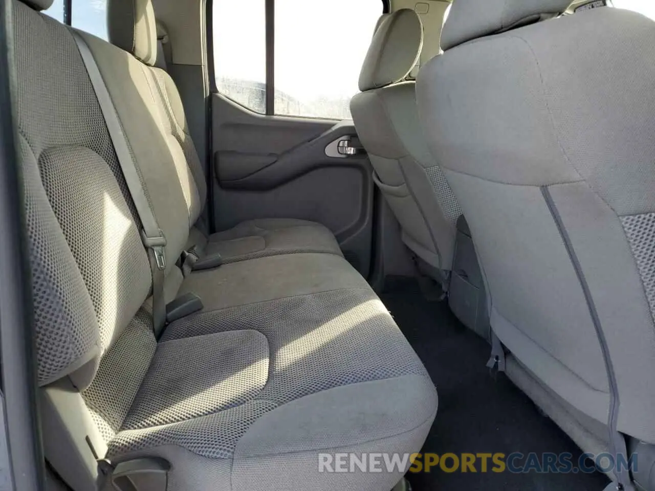 10 fotografías del automóvil dañado 1N6AD0ER7KN701055 NISSAN FRONTIER 2019