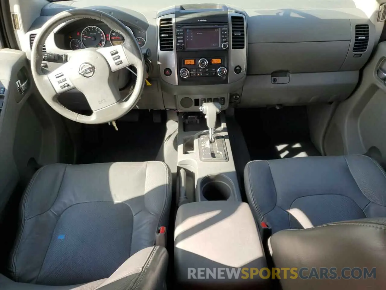 8 fotografías del automóvil dañado 1N6AD0ER7KN756296 NISSAN FRONTIER 2019