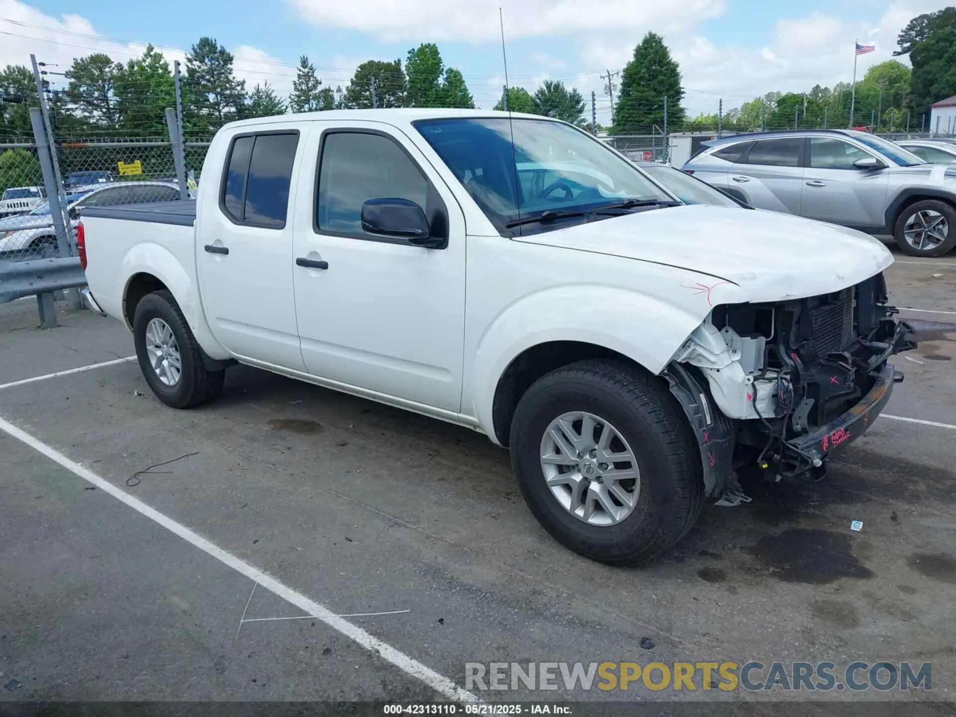 13 fotografías del automóvil dañado 1N6AD0ER8KN704739 NISSAN FRONTIER 2019