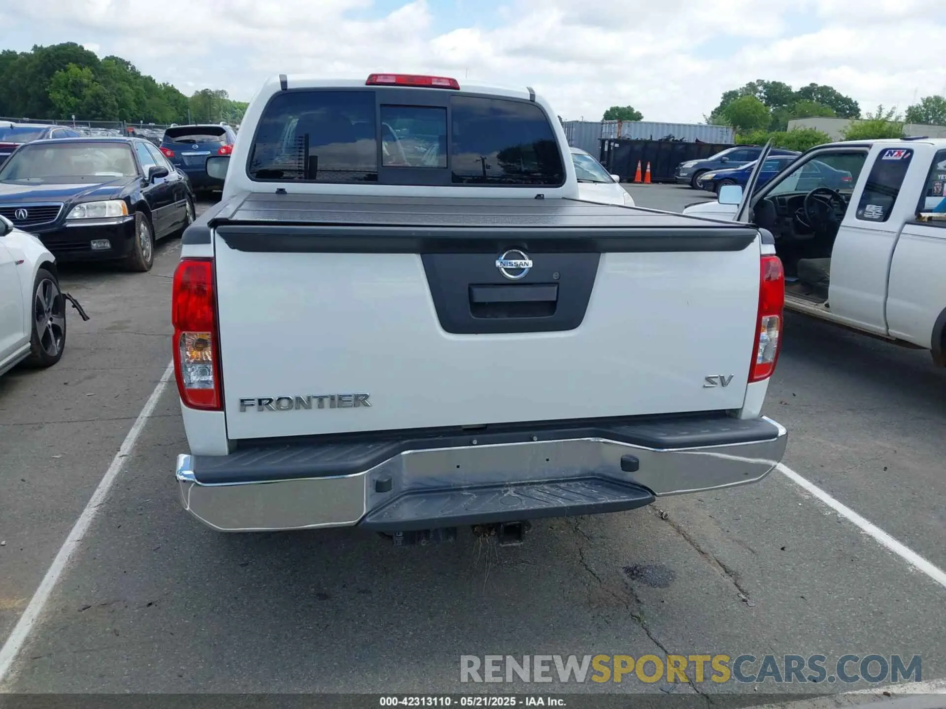 16 fotografías del automóvil dañado 1N6AD0ER8KN704739 NISSAN FRONTIER 2019