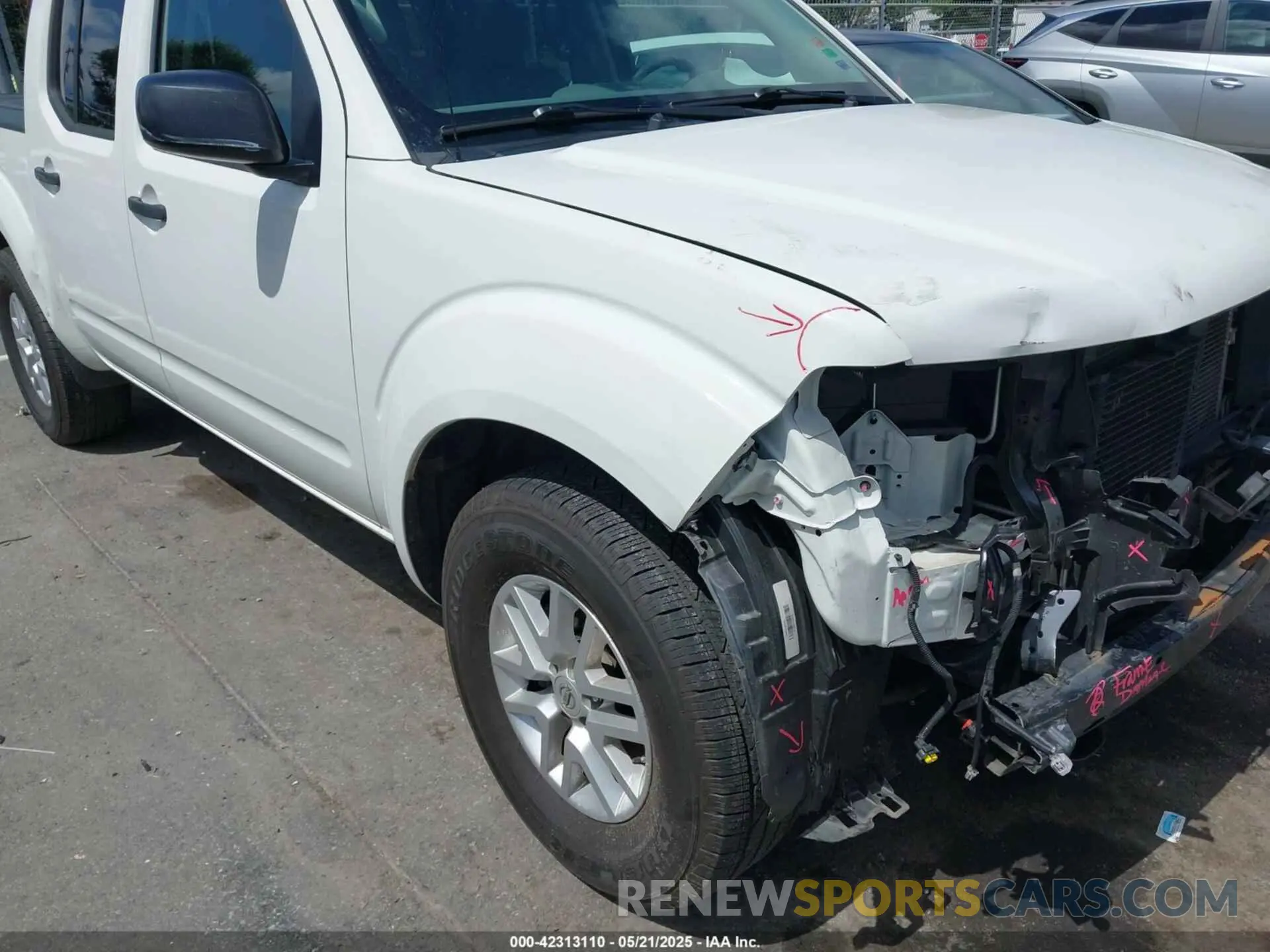 17 fotografías del automóvil dañado 1N6AD0ER8KN704739 NISSAN FRONTIER 2019
