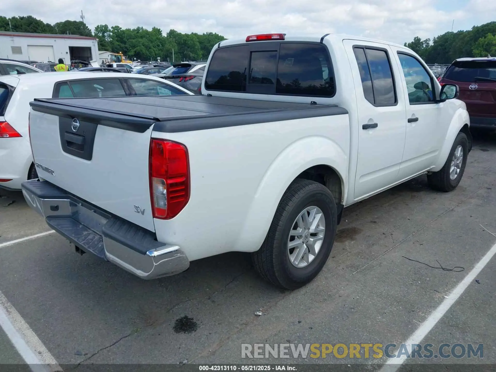 4 fotografías del automóvil dañado 1N6AD0ER8KN704739 NISSAN FRONTIER 2019