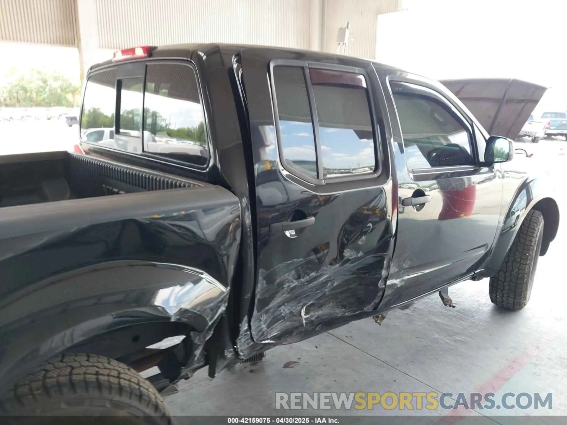 12 fotografías del automóvil dañado 1N6AD0ER8KN796998 NISSAN FRONTIER 2019