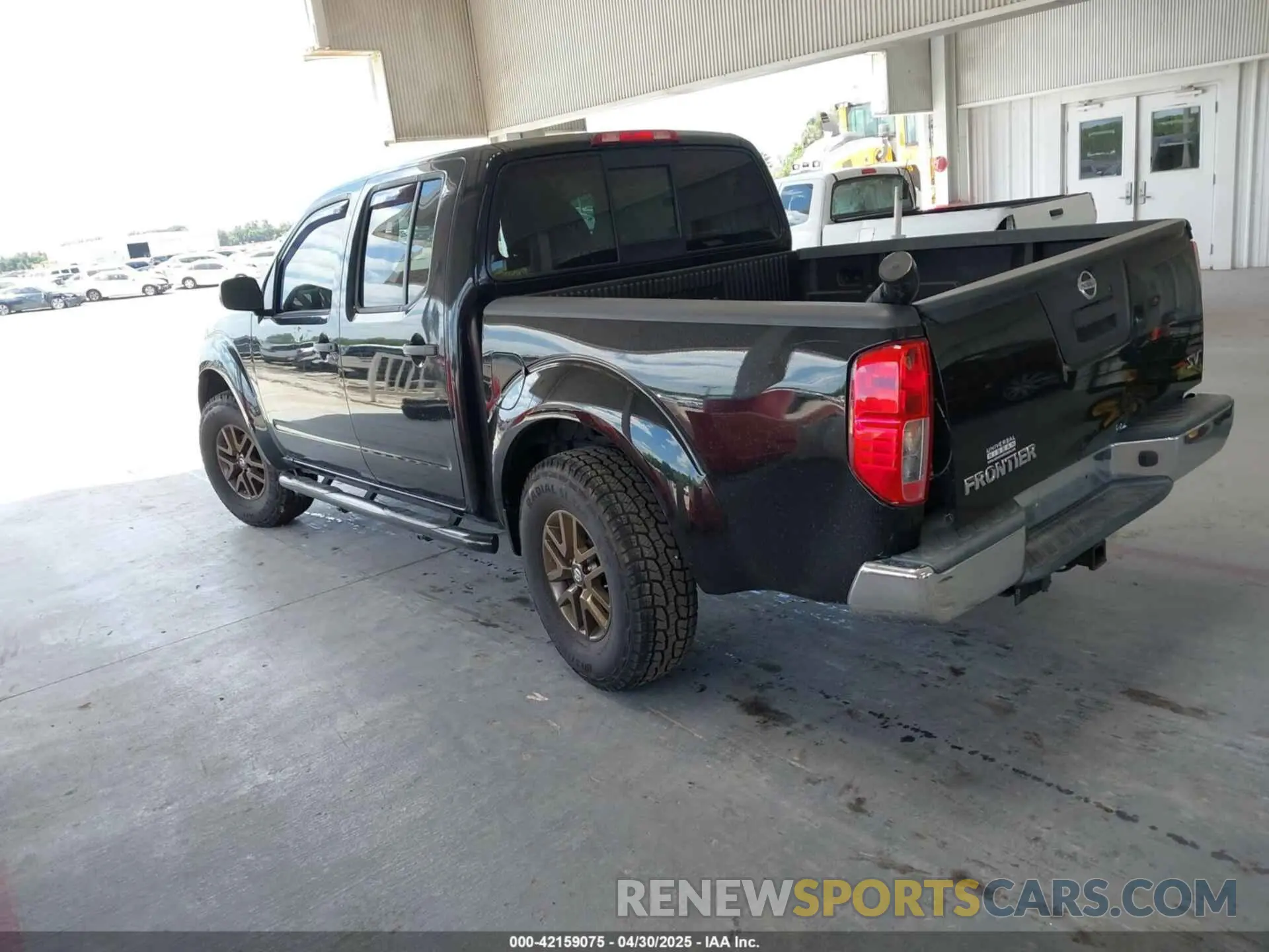 3 fotografías del automóvil dañado 1N6AD0ER8KN796998 NISSAN FRONTIER 2019