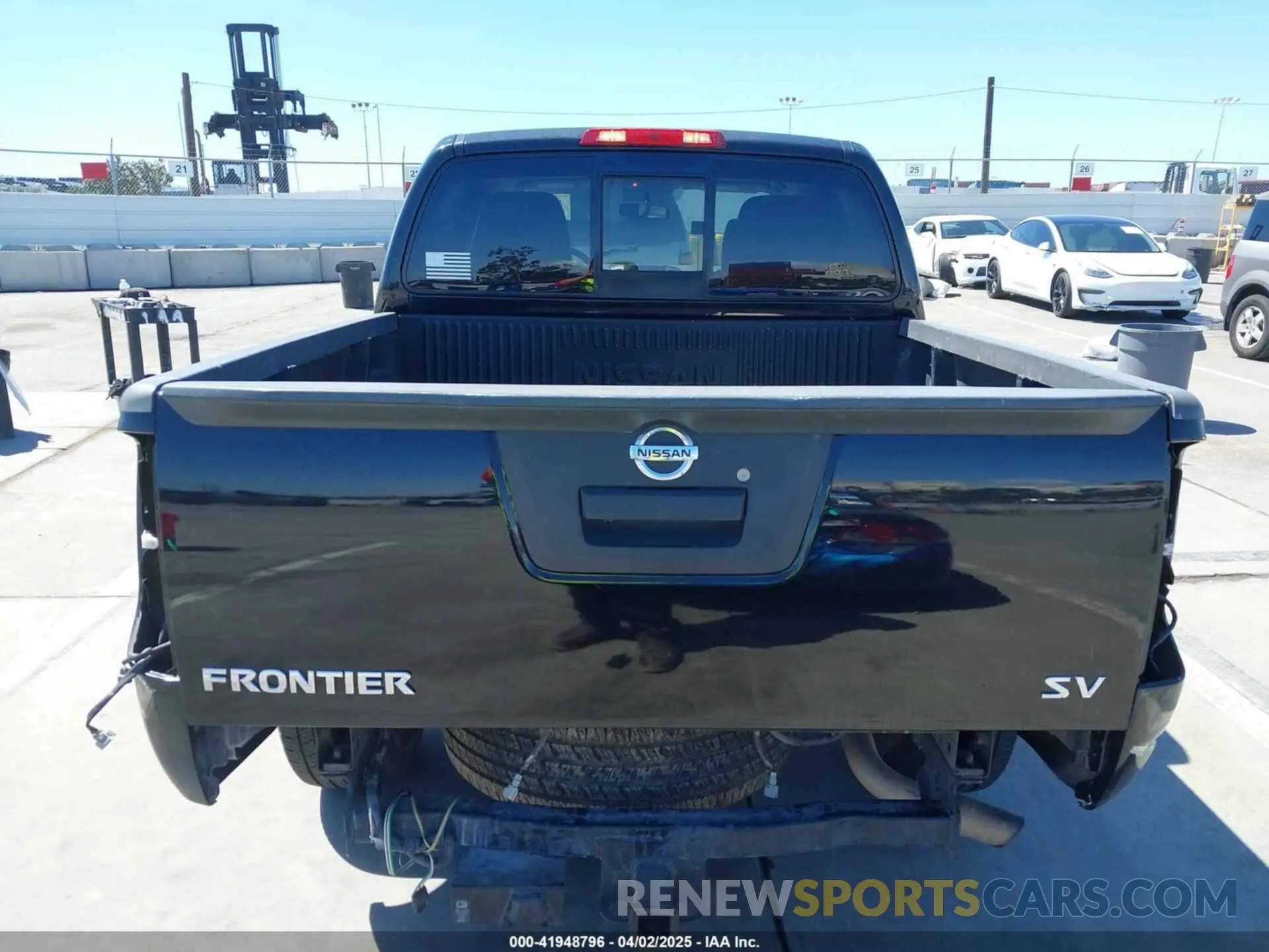 17 fotografías del automóvil dañado 1N6AD0ER8KN884983 NISSAN FRONTIER 2019