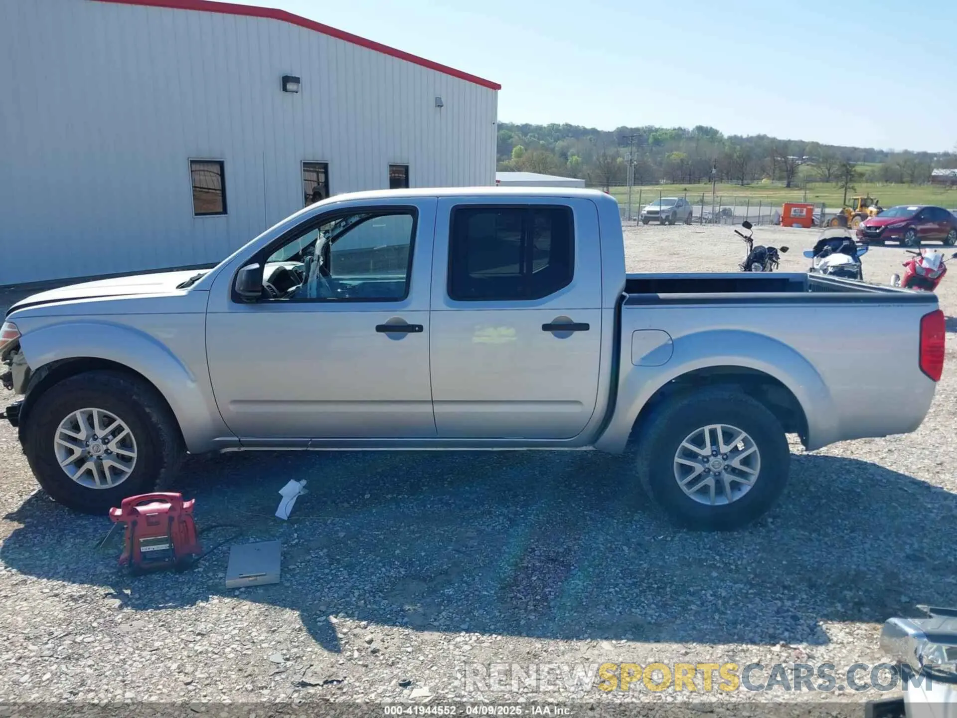15 fotografías del automóvil dañado 1N6AD0ER9KN726166 NISSAN FRONTIER 2019